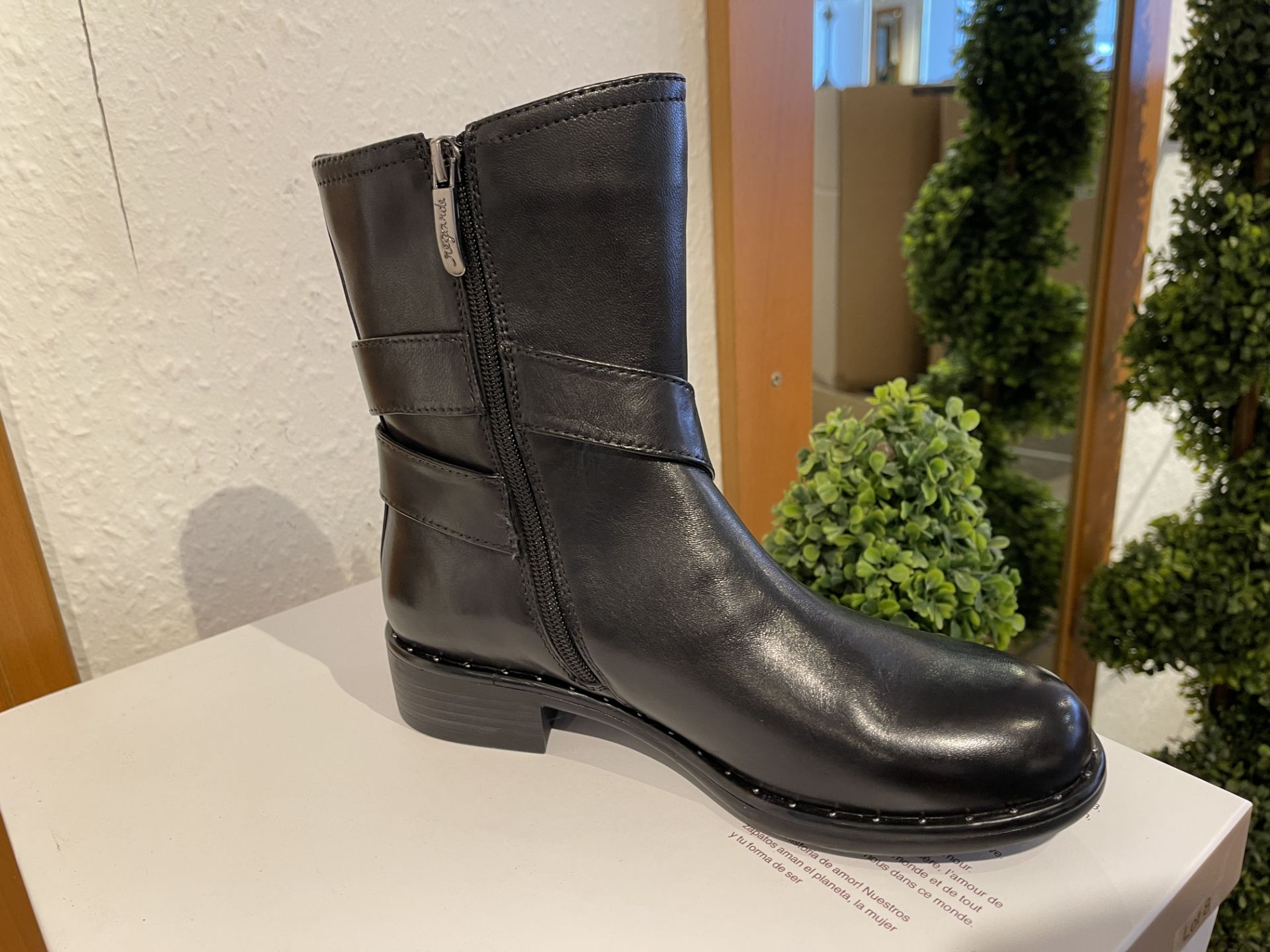 Regarde Ciel 5 Pairs: Delice Black Boots Roxana-04 Var. 2695Sizes 37, 38, 39 & 41 (RRP £110) Regarde - Image 17 of 18