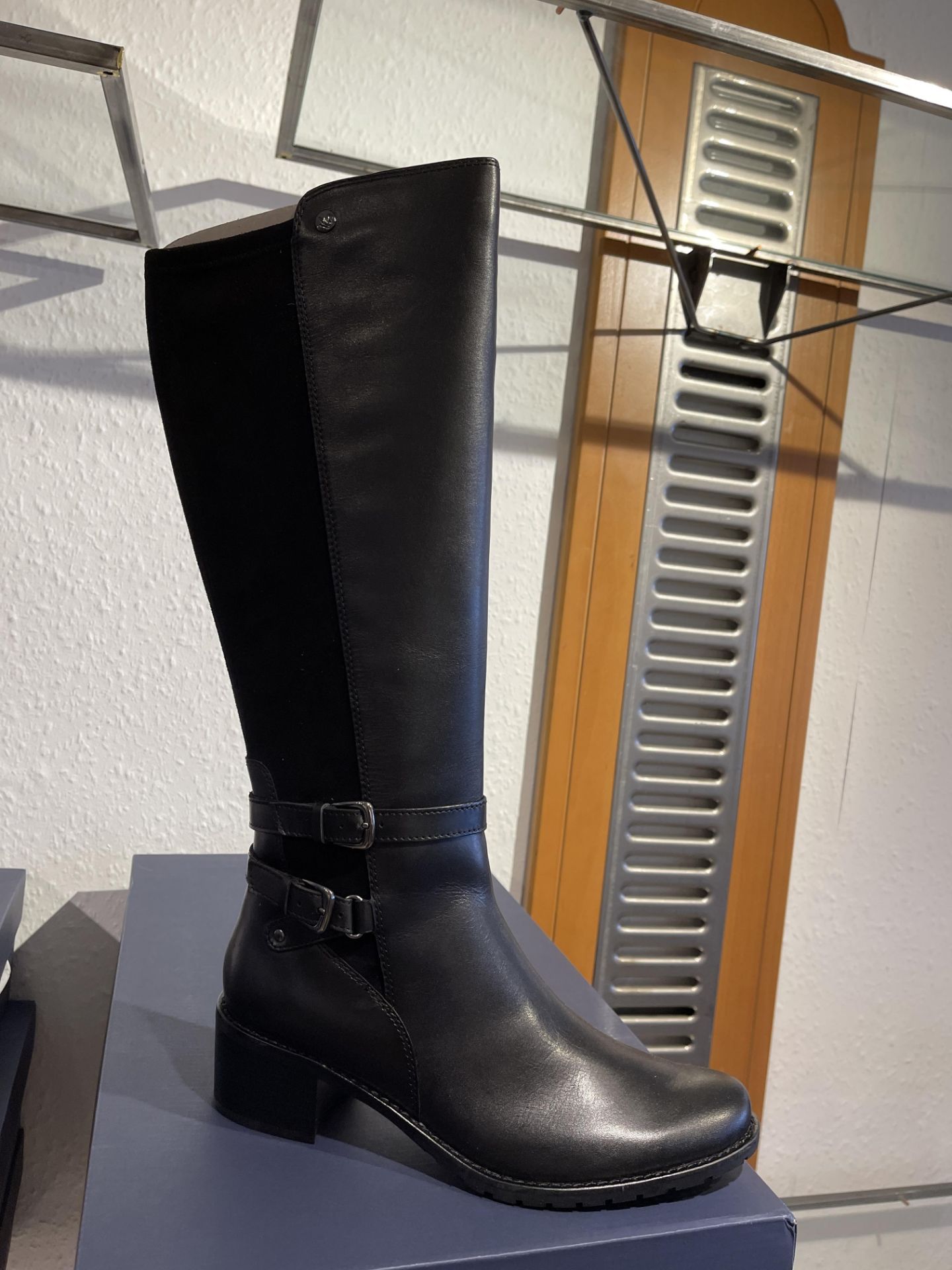 Caprice 6 Pairs: Black Comb Boots 9-25507-25 019. Sizes 3.5 - 6.5 (RRP 120)