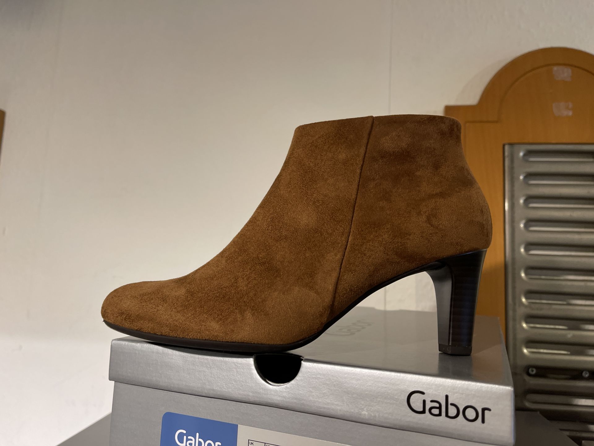 Gabor 5 Pairs: Microvel (Micro) New Whiskey Boots 55.850.48. Sizes 3 - 8 (RRP £79) Gabor 5 Pairs: - Image 2 of 11