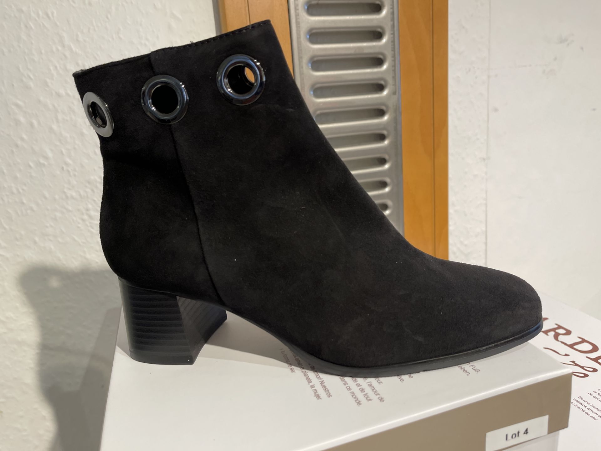 Regarde Ciel 7 Pairs: Etna Black Boots Ines-19 Var. 5277Sizes 36 - 41 (RRP £99)