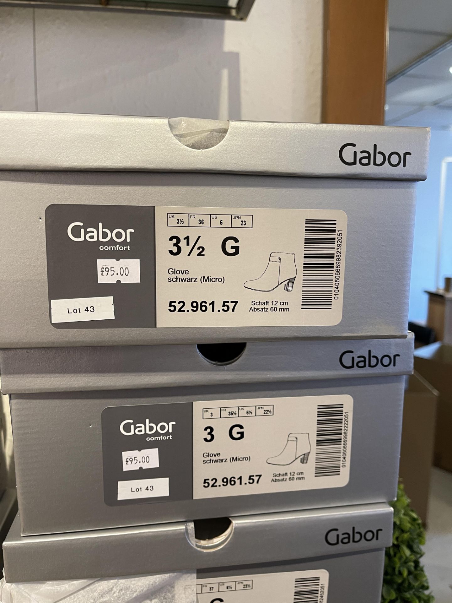 Gabor 3 Pairs: Samtchevreau/Luchs Schw./Natur (Micro) Boots 52.934.35. Sizes 5 & 6 (RRP £125) - Image 10 of 11