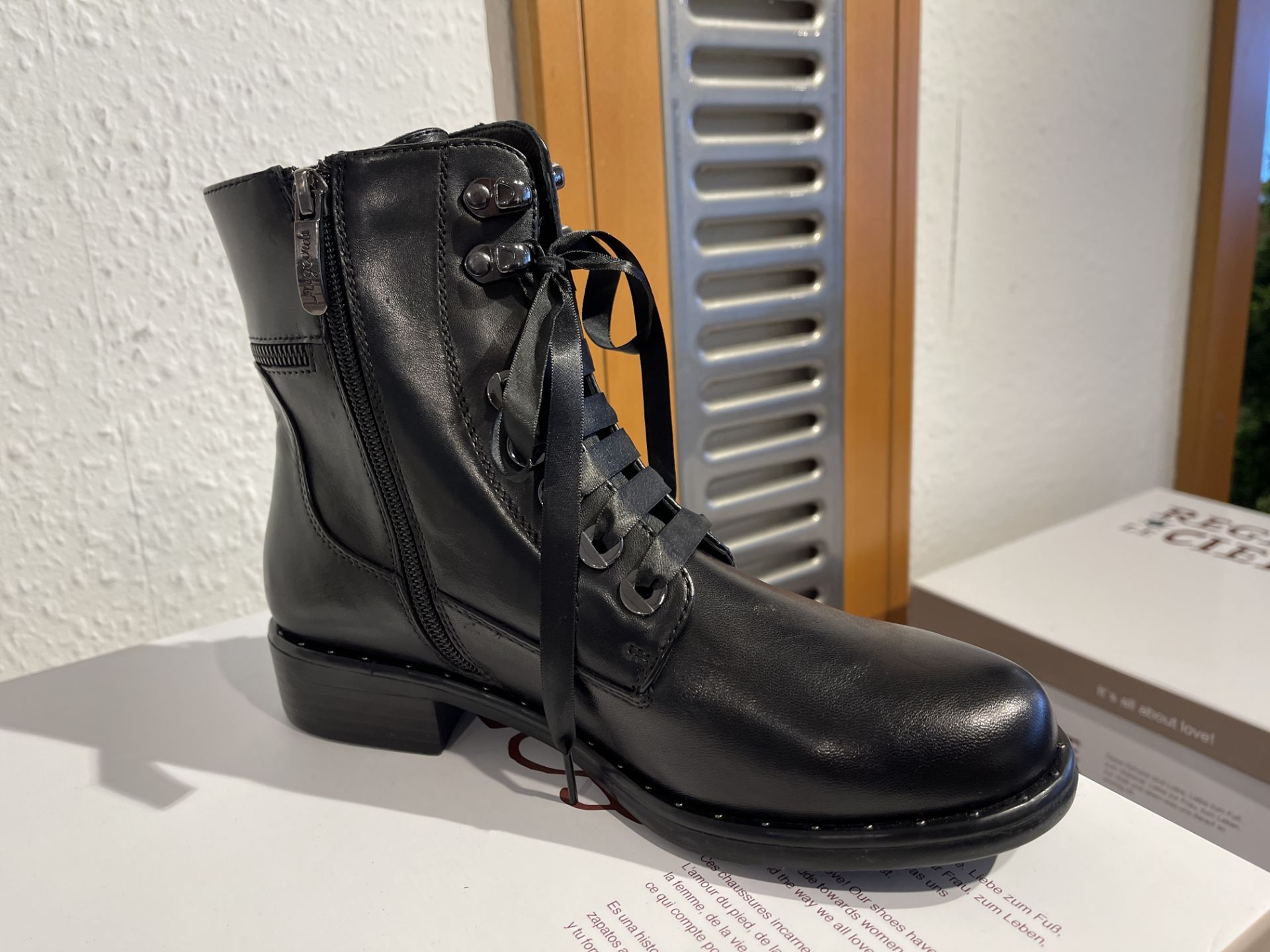 Regarde Ciel 5 Pairs: Delice Black Boots Roxana-04 Var. 2695Sizes 37, 38, 39 & 41 (RRP £110) Regarde - Image 10 of 18