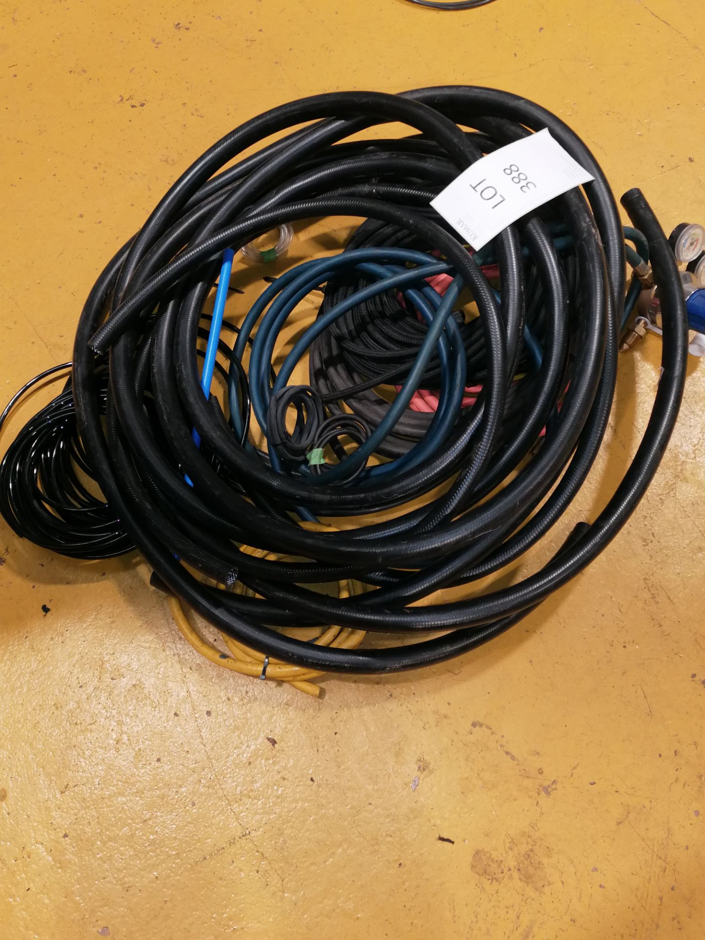Various Tube & Hoses - Image 2 of 2