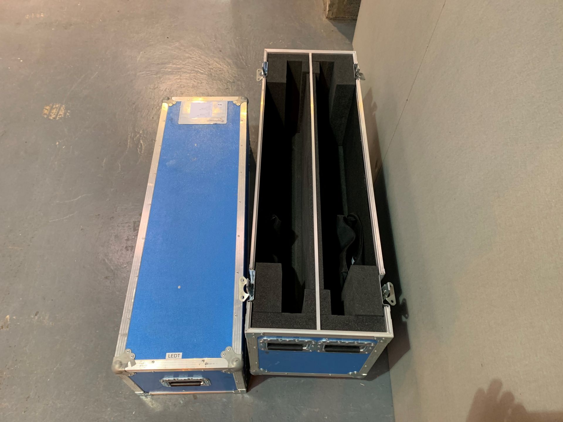 Double Flight case for Lots 33 & 34 - 1228 x 880 x 385mm - Image 2 of 2