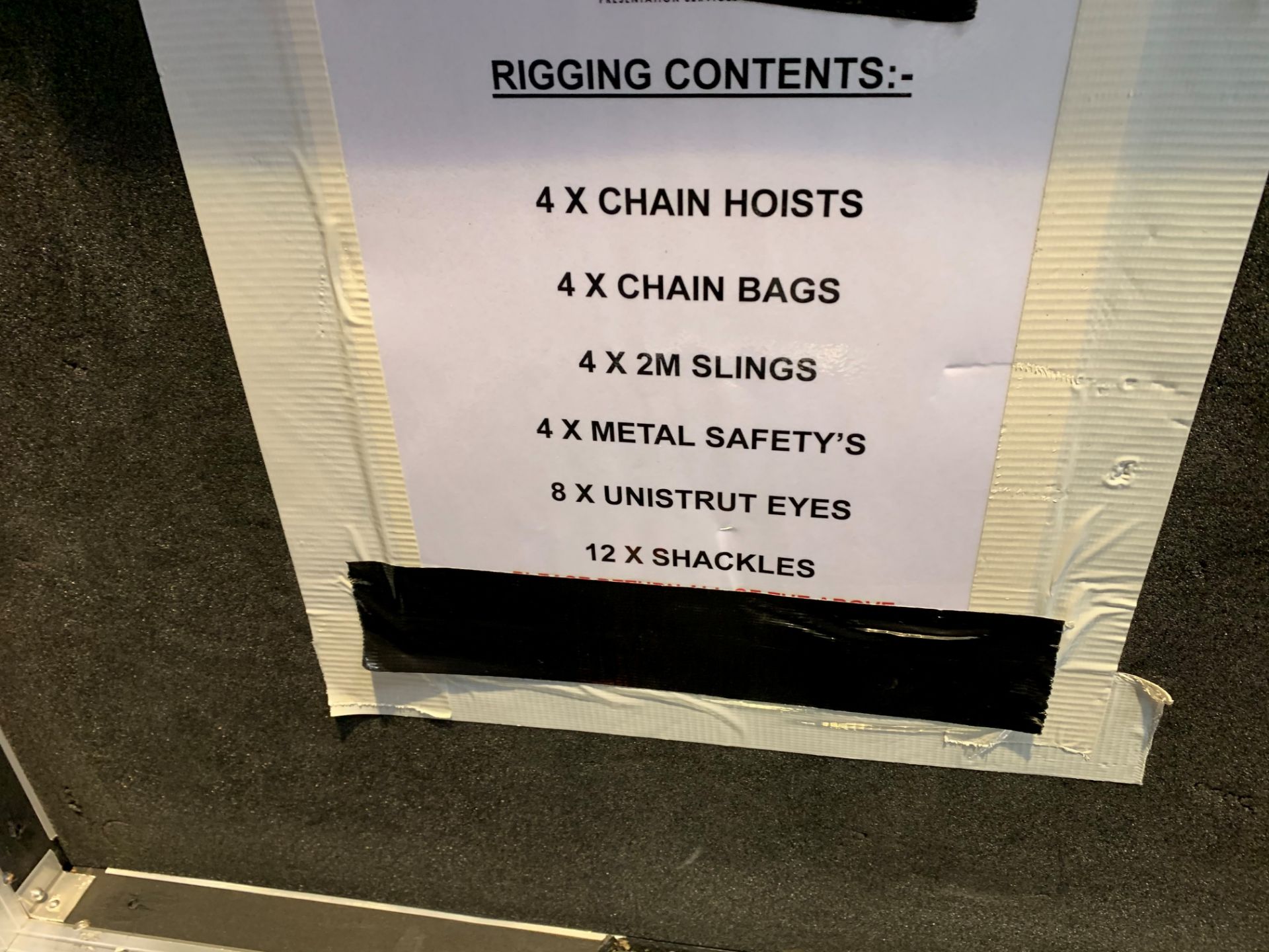 4 x .5T Chain Hoists in Flight Case - See Pic For List of Equipment - Image 2 of 4