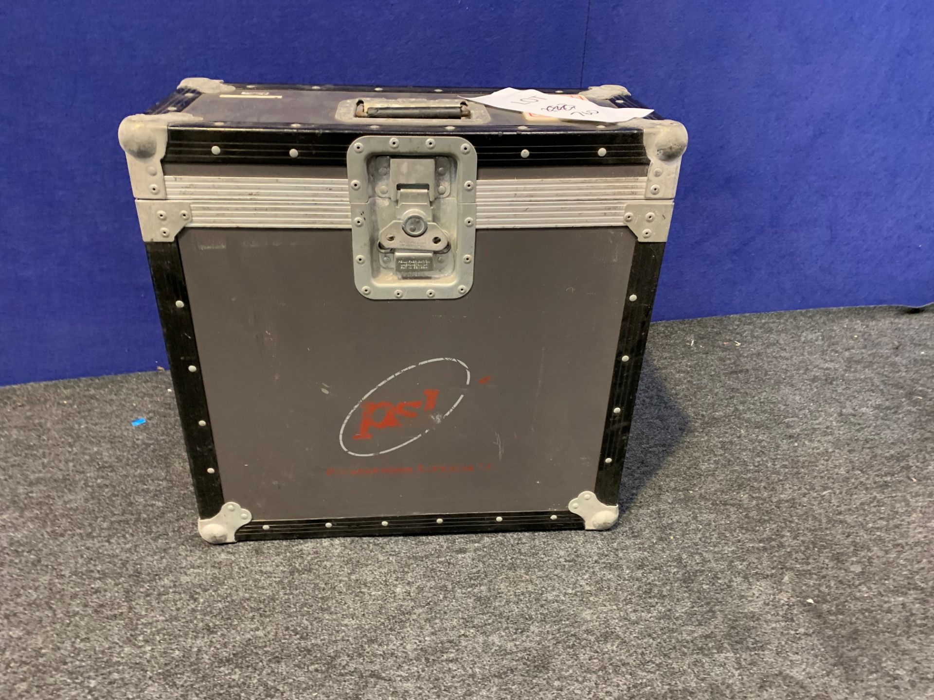 Flight Case - 545 x 535 x 245mm - Image 3 of 3