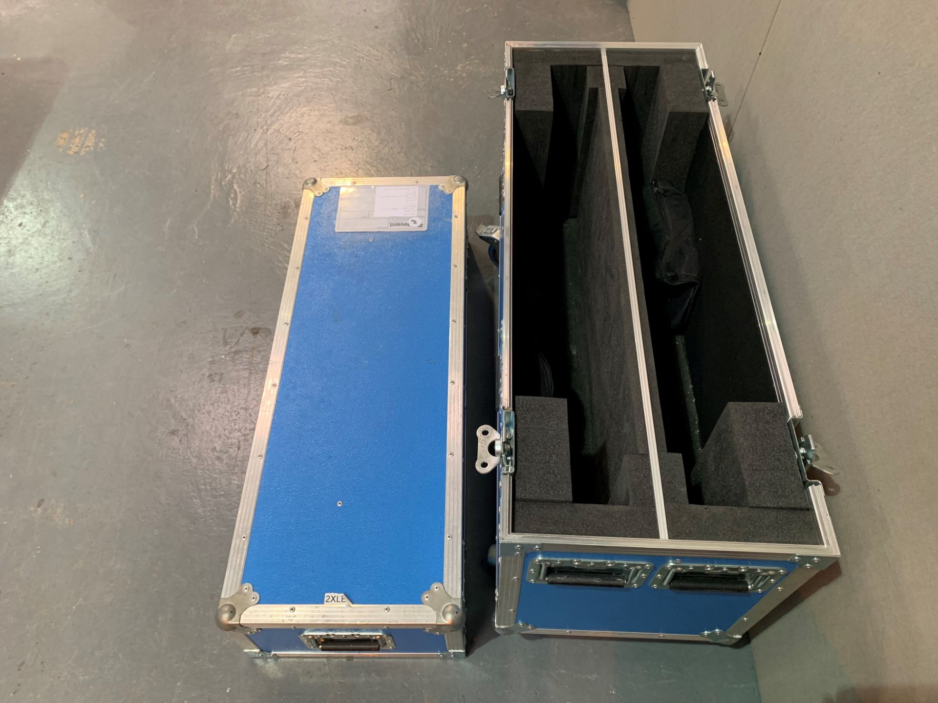 Double Flight case for Lots 73 & 74 - 1035 x 770 x 395mm - Image 2 of 2