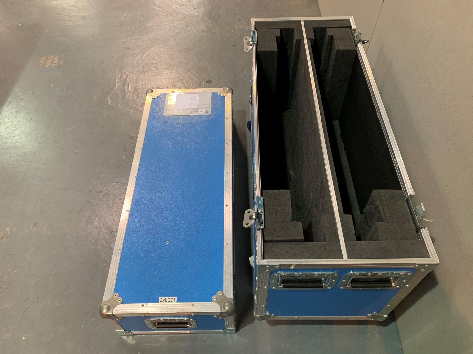 Double Flight case for Lots 77 & 78 - 1035 x 770 x 395mm - Image 2 of 2