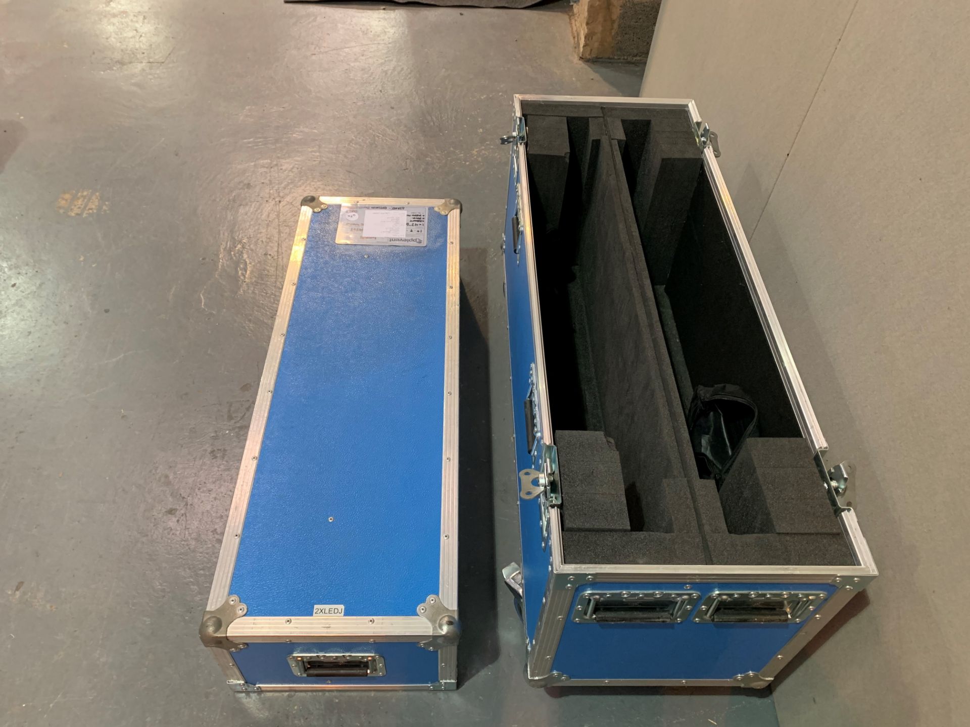 Double Flight case for Lots 66 & 67 - 1090 x 810 x 385mm - Image 2 of 2