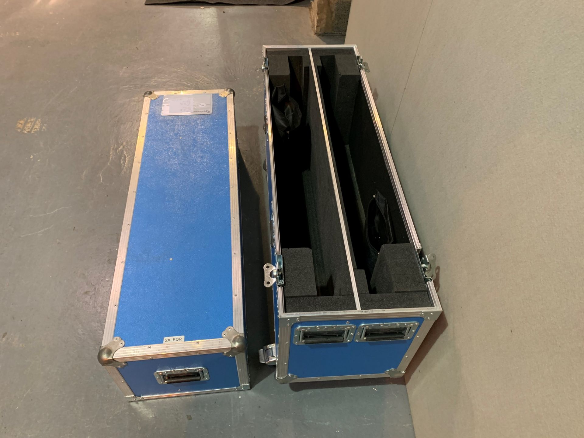 Double Flight case for Lots 38 & 39 - 1233 x 890 x 388mm - Image 2 of 2