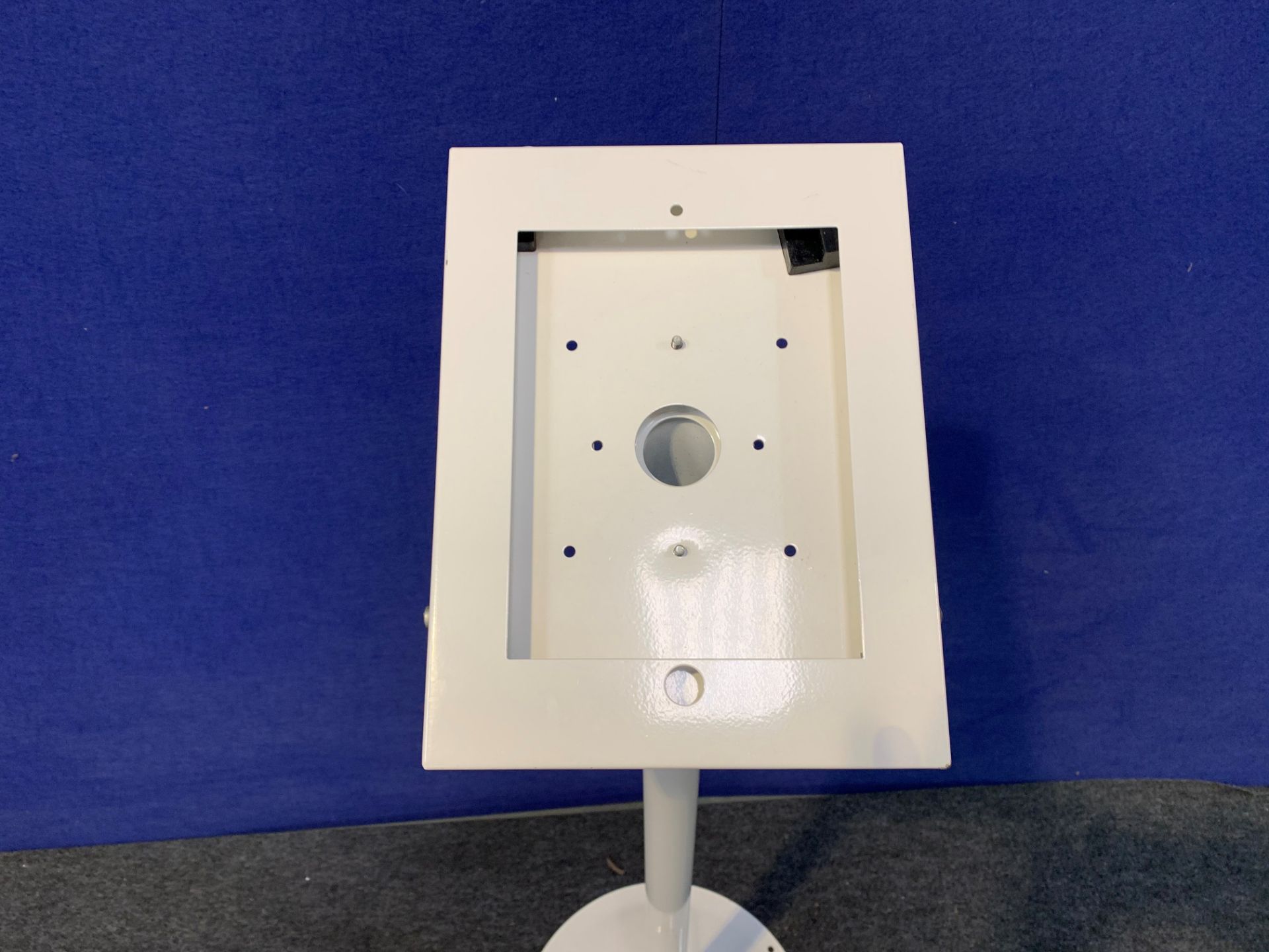 White IPAD Display Stand - Set up for IPAD Air 2 - Image 2 of 3