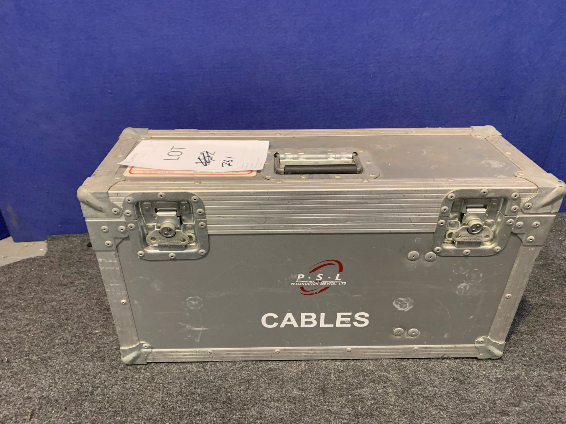 Flight Case - 615 x 330 x 220mm