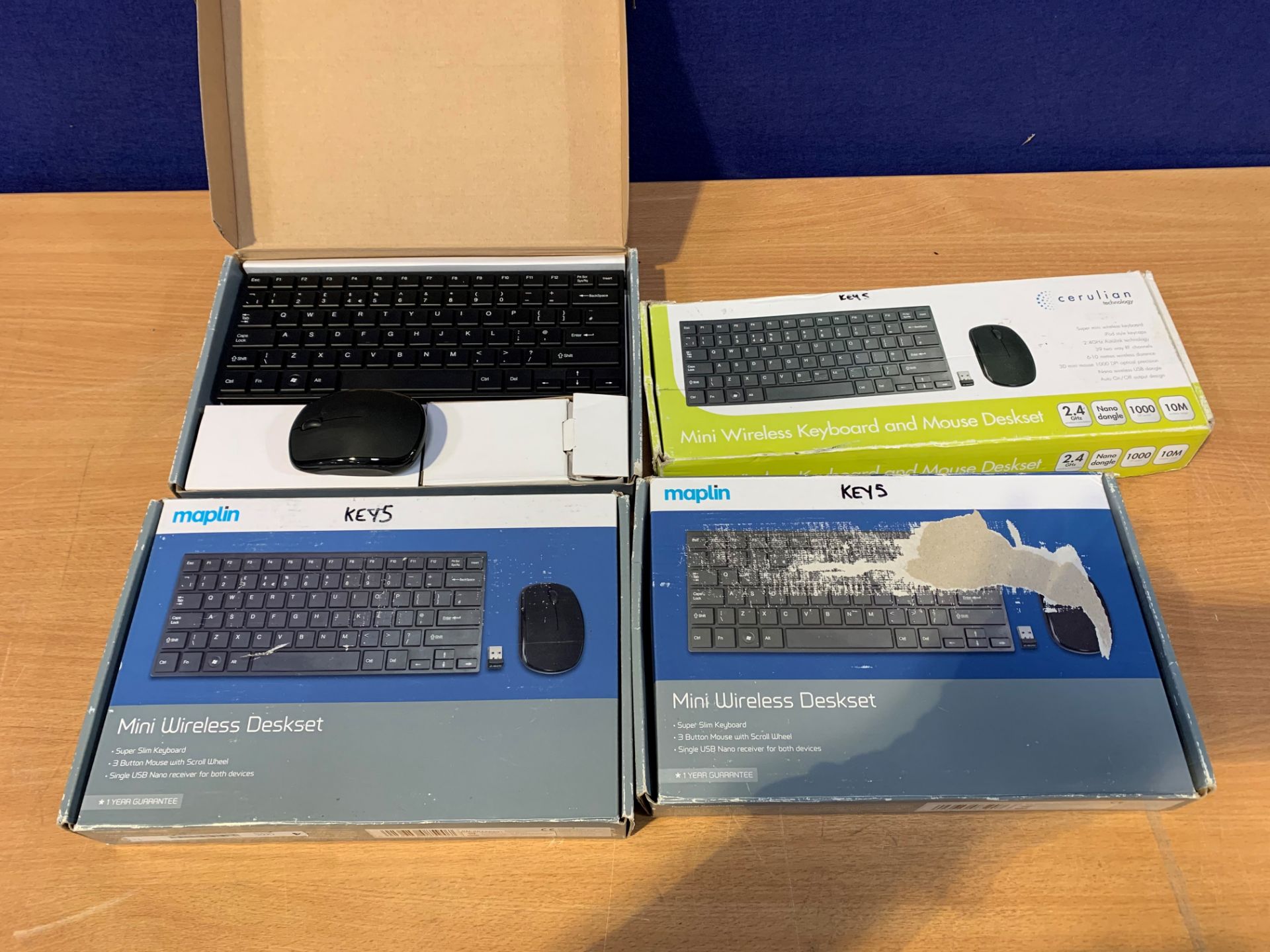 4 x Mini Wireless Keyboard/Mice