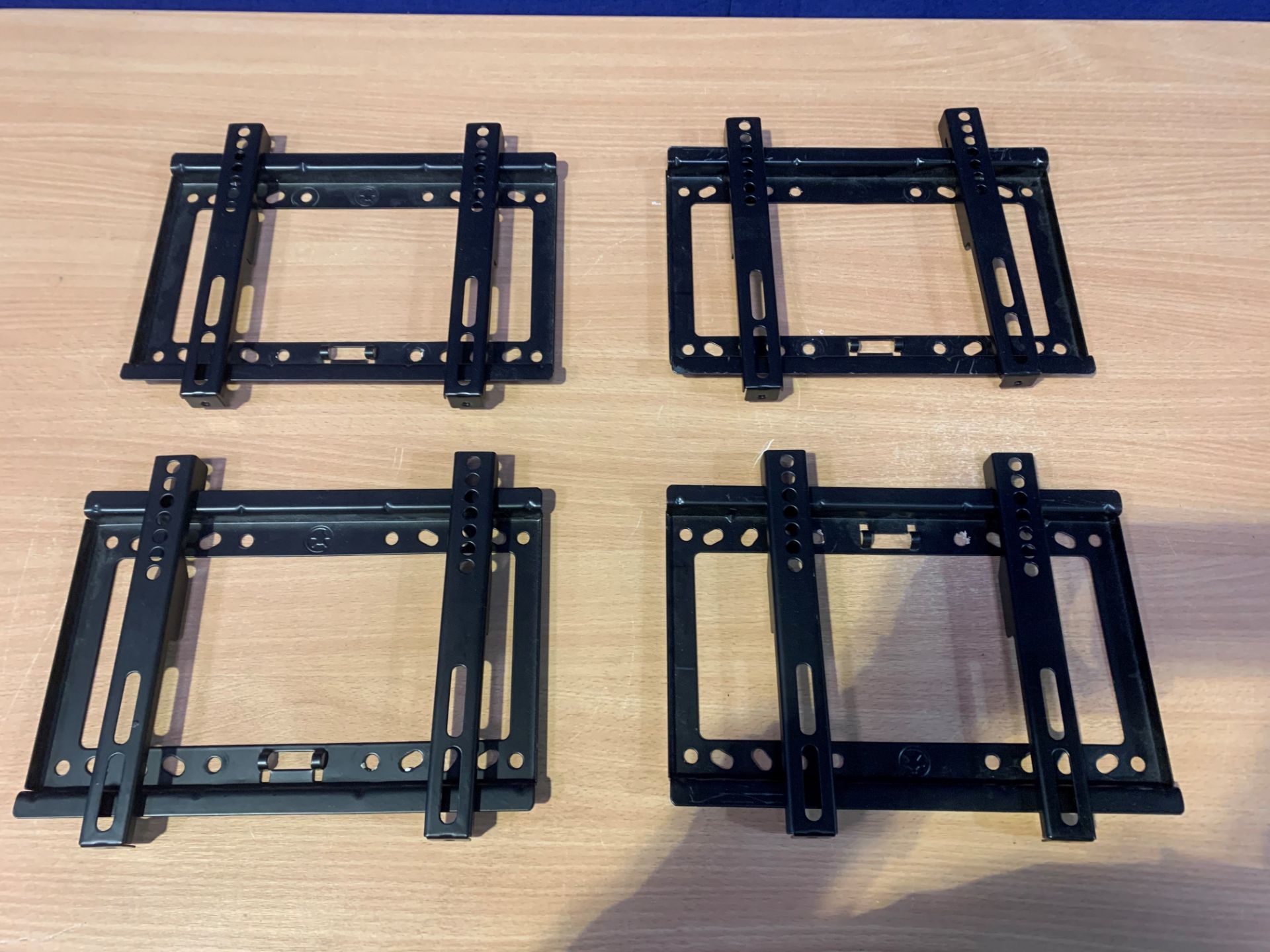 4 x 200 x 200 Vesa Wall Brackets