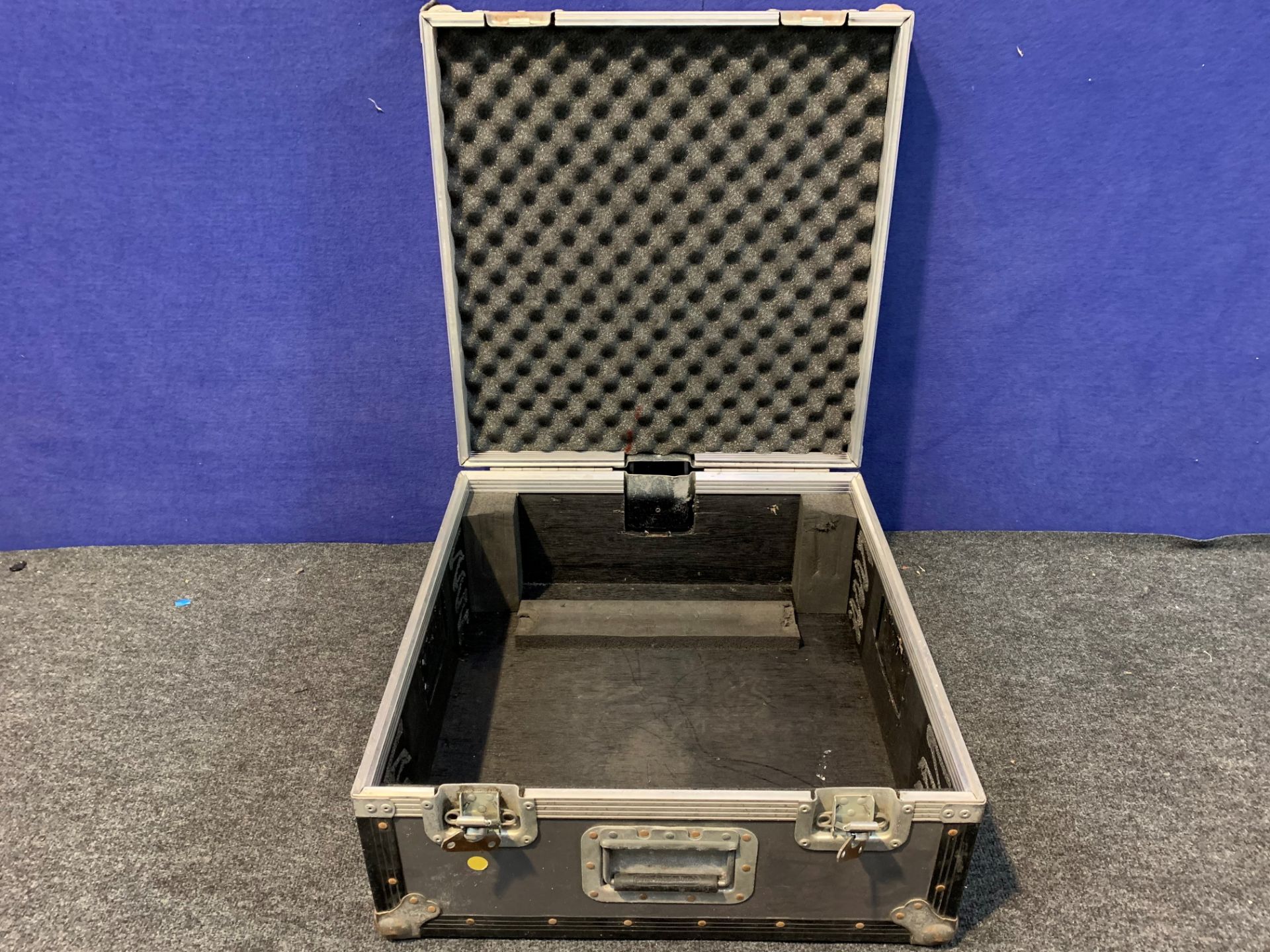 Flight Case - 580 x 565 x 280mm