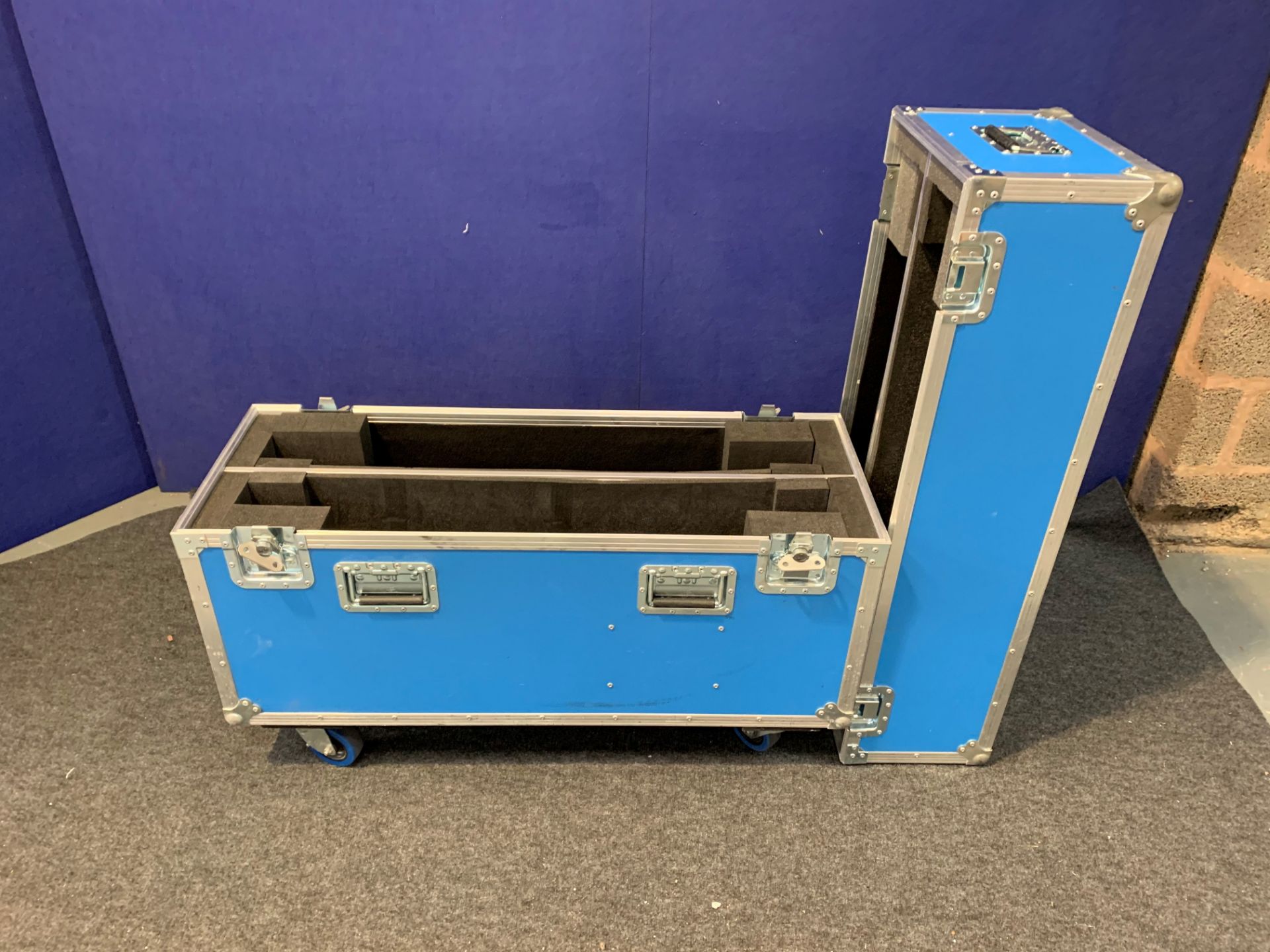 Double Flight Case - 1080 x 830 x 400mm - Image 2 of 3