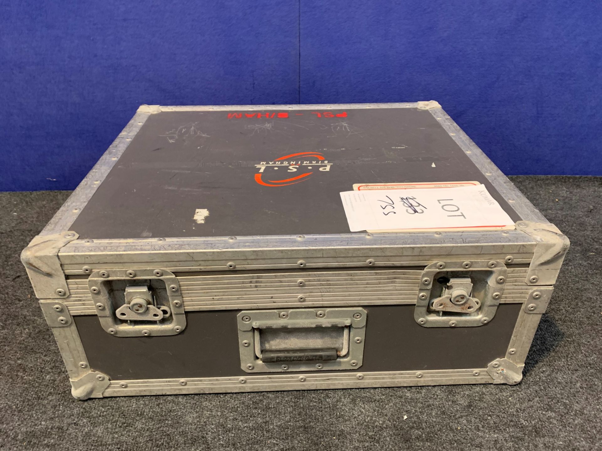 Flight Case - 625 x 525 x 245mm - Image 2 of 2