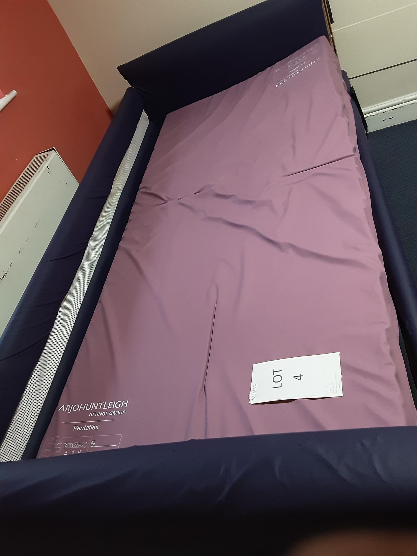 Pentaflex Motorised Single Bed Serial No: 245746 Lolertested Exp 01.04.21 - Image 7 of 7