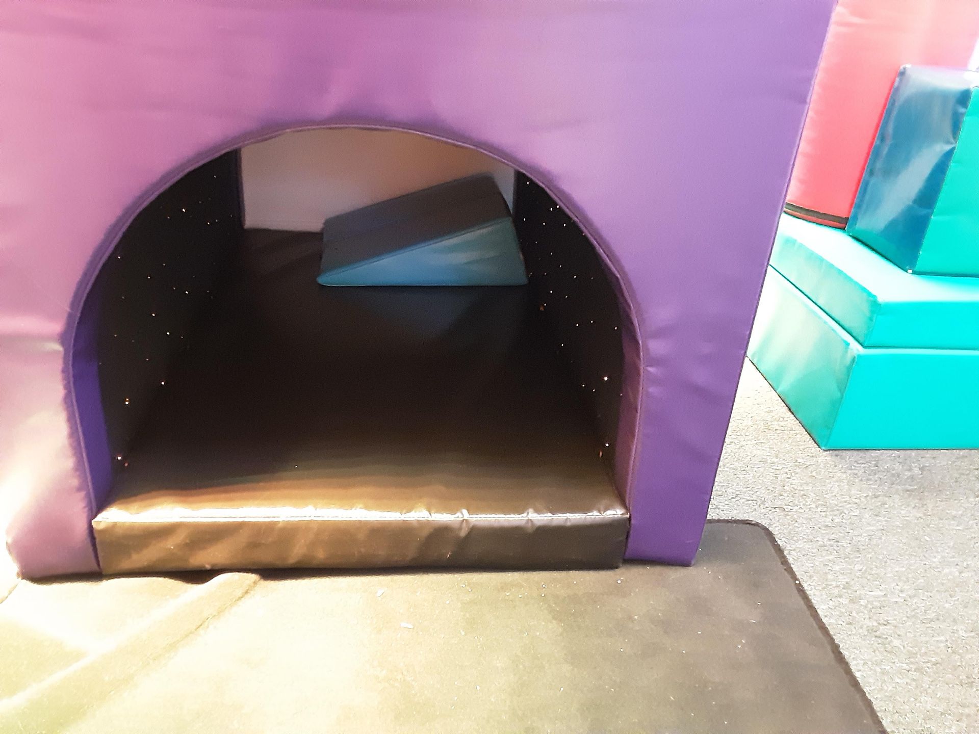 Contents of Sensory Room To Include SpaceKraft Light & Sound Therapy Station with Cushions, Lights & - Image 7 of 18