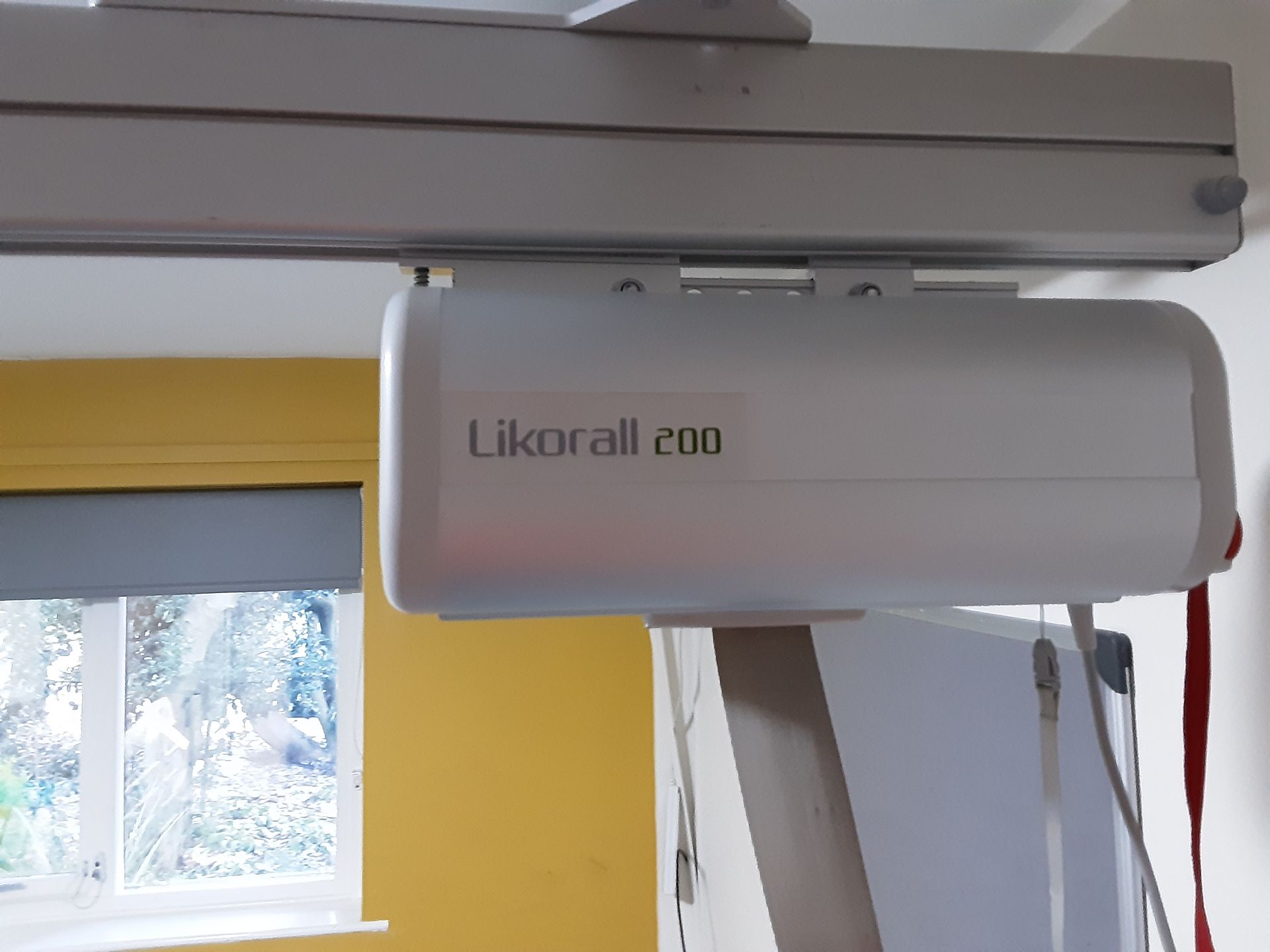 Likorall 200kg Patient Lift with KwikTrak Ceiling Rail System Serial No: 8707849 - Image 6 of 10