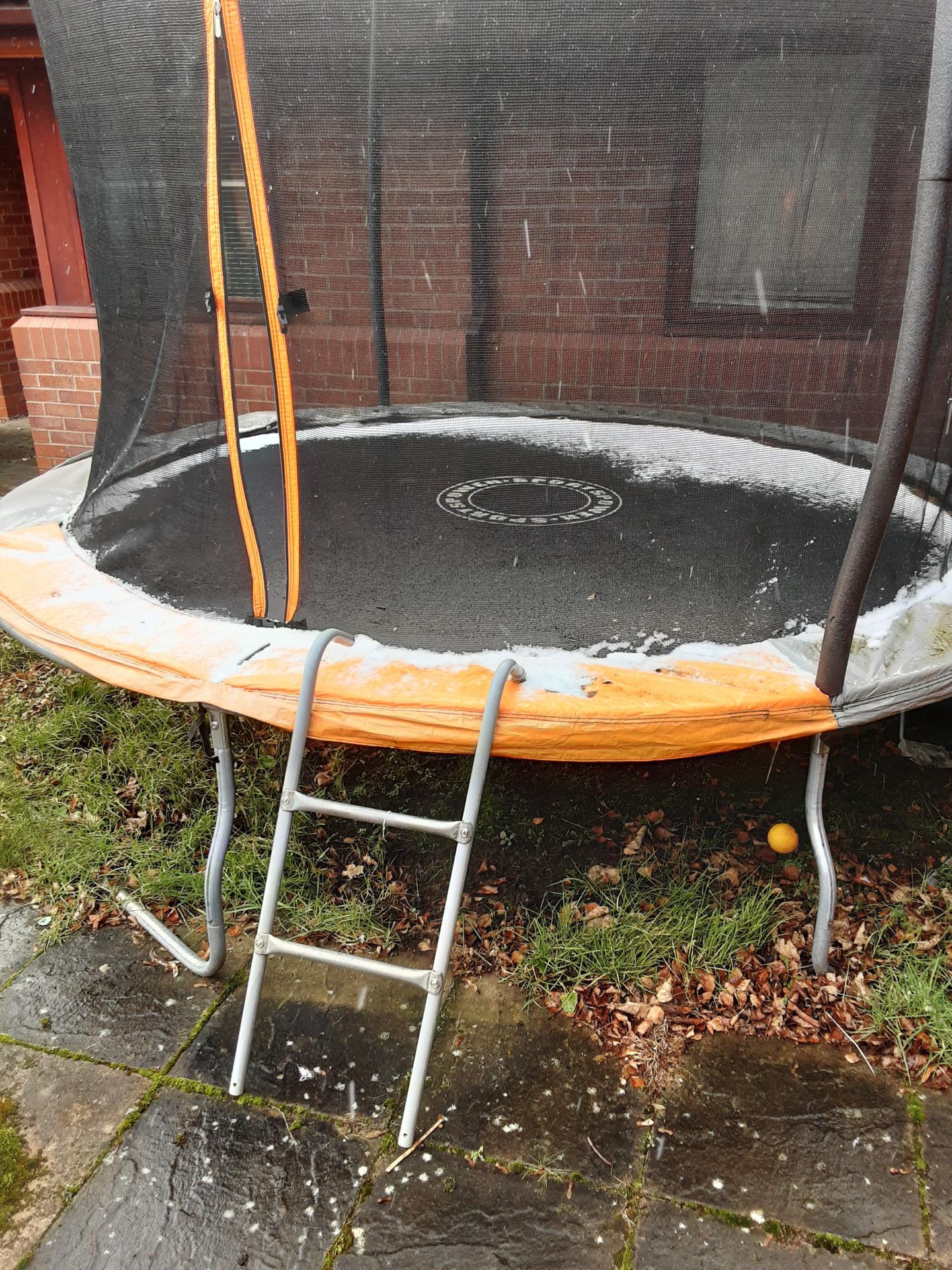 Large Outdoor Sportspower Trampoline - Image 4 of 7