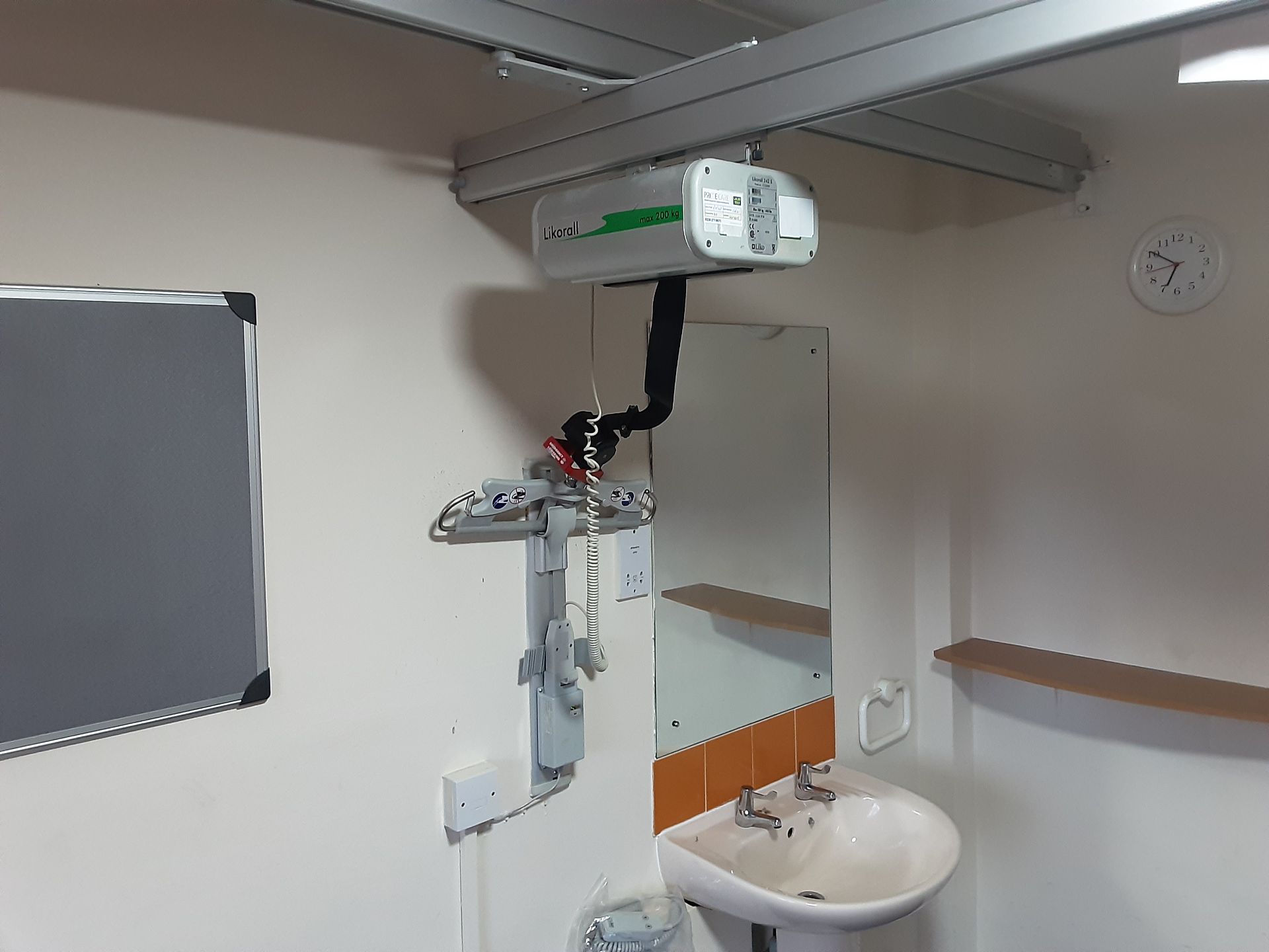 Likorall 242S R2R 200kg Patient Lift with KwikTrak Ceiling Rail System Serial No: 260865
