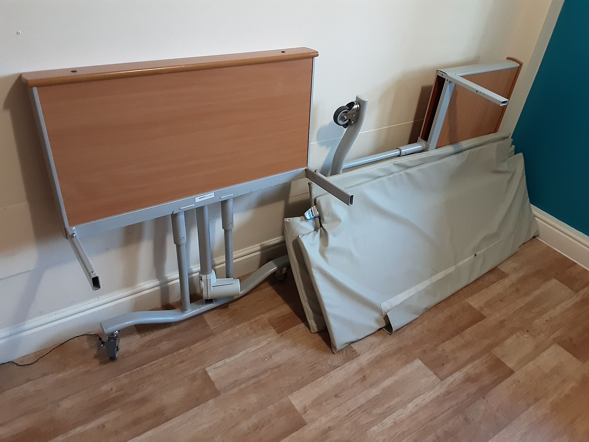 Linak Motorised Bed Frame (Single) - Image 6 of 8