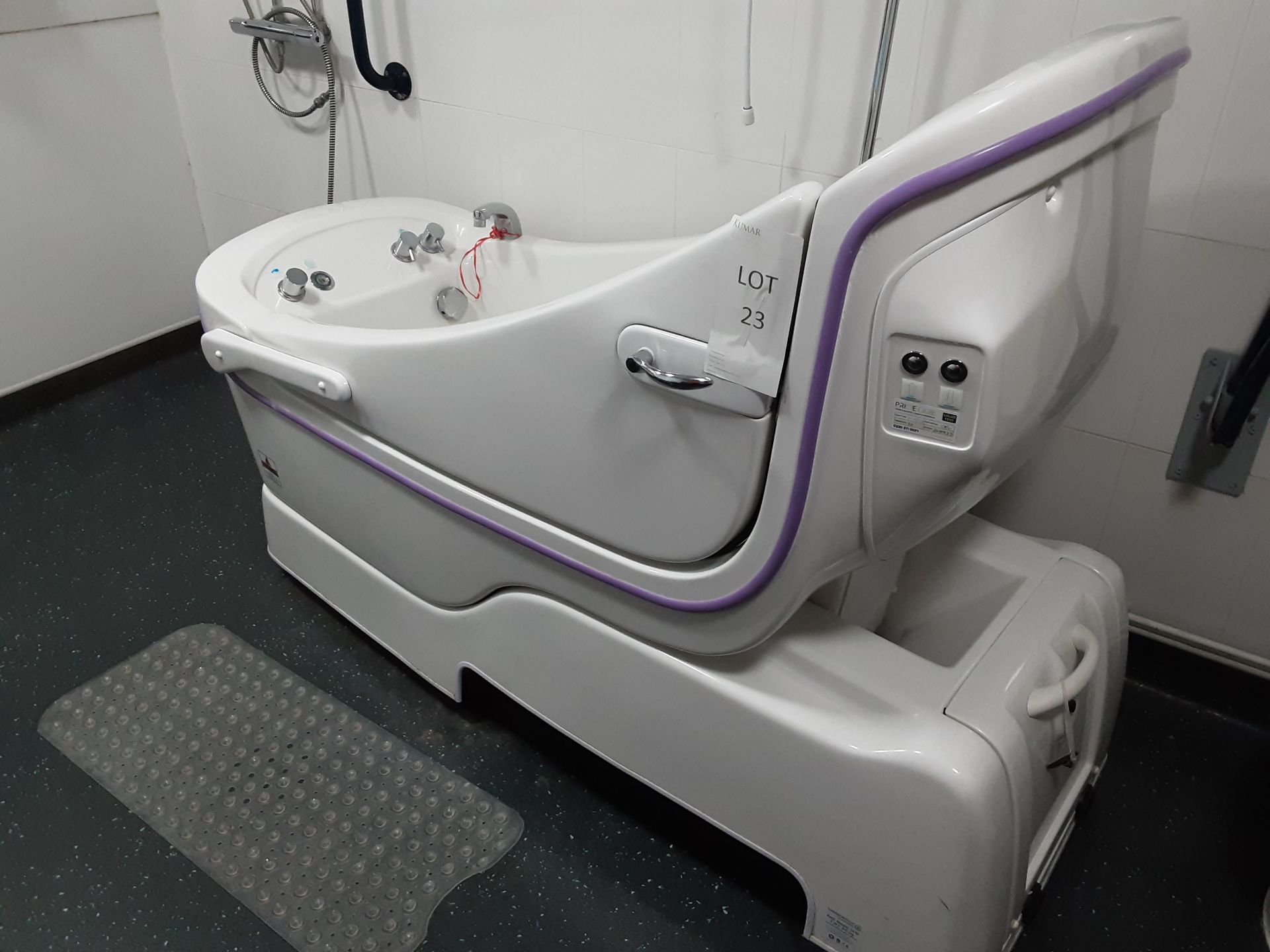 Gainsborough Model SEW Specialist Bathing System 200kg