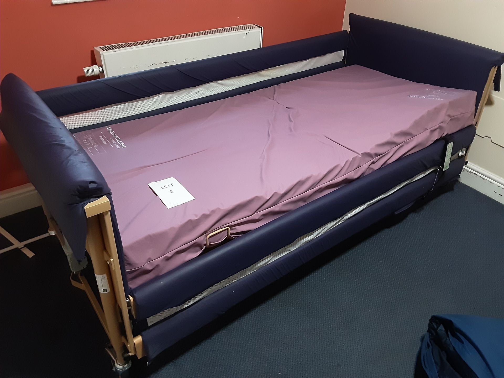 Pentaflex Motorised Single Bed Serial No: 245746 Lolertested Exp 01.04.21 - Image 2 of 7