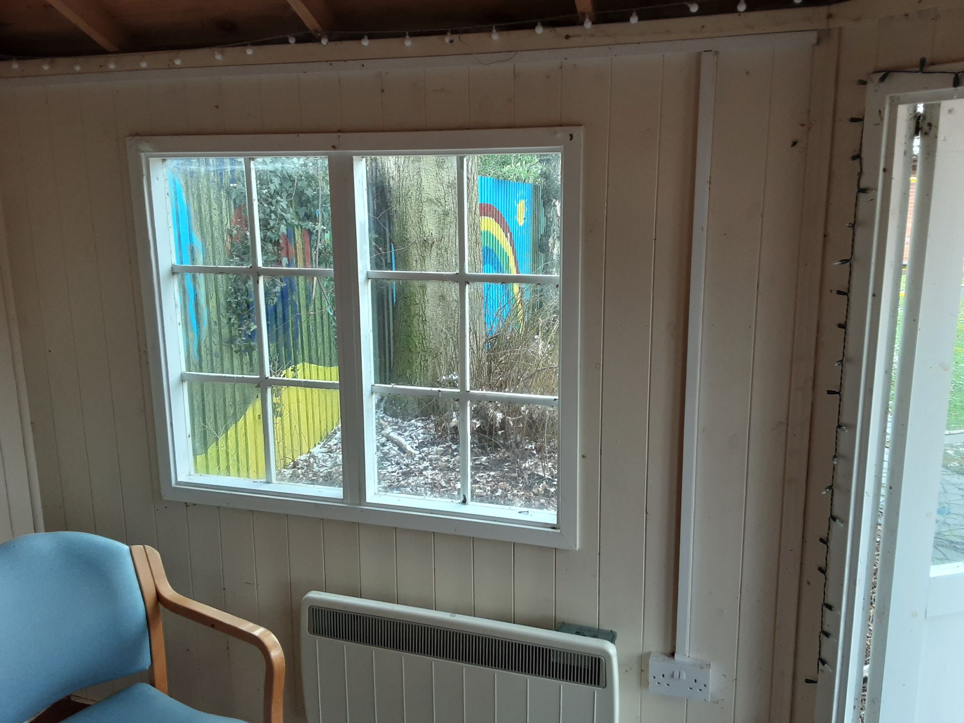 Summer House to include Inside Contents - Image 10 of 13