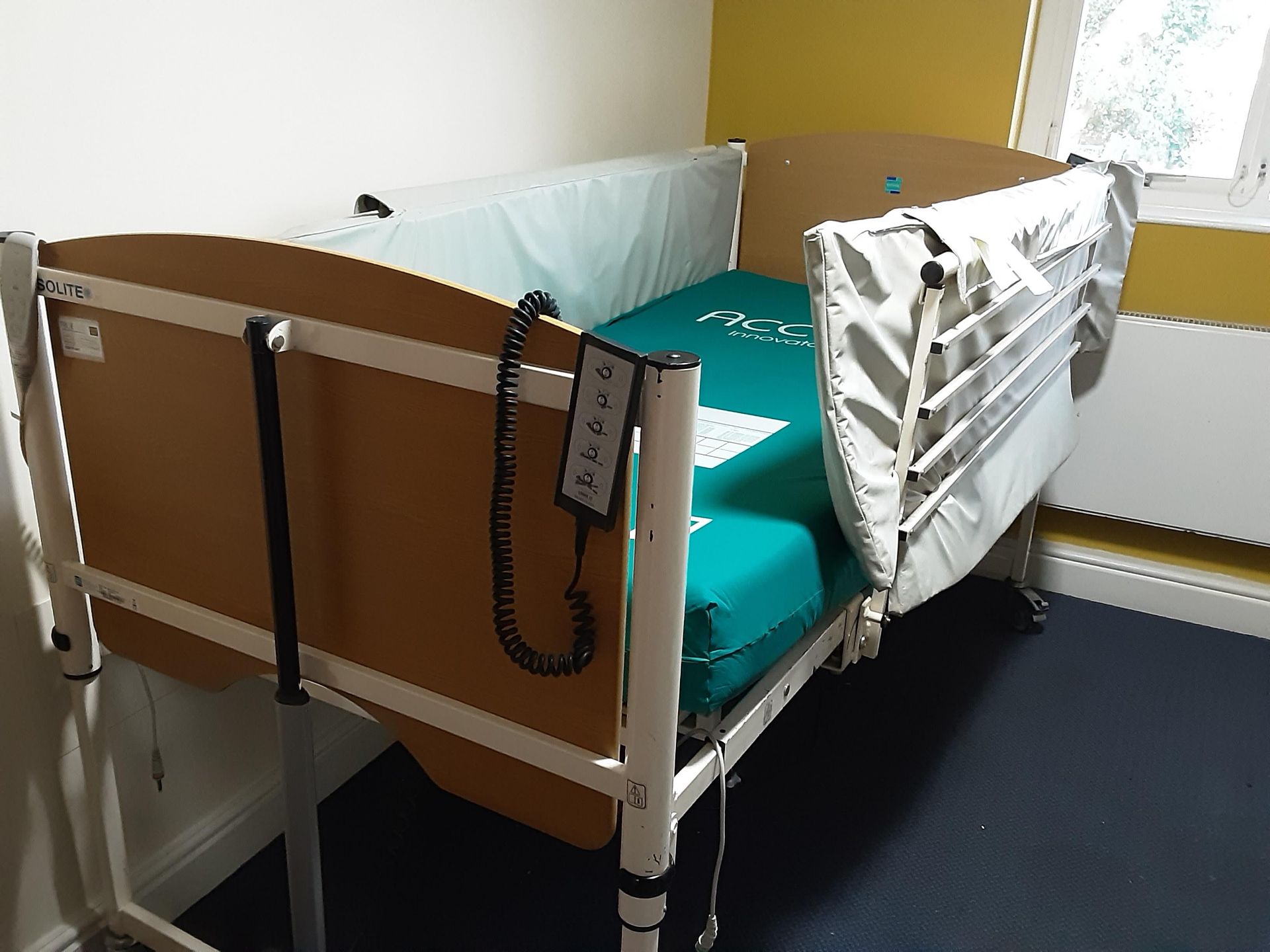 Accora Innovators In Care Single Motorised Bed With Padding