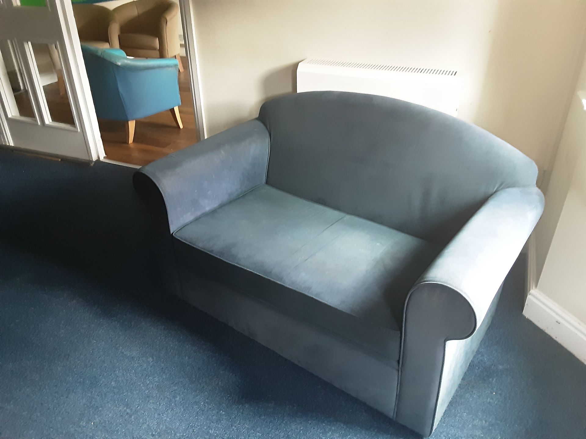 2: 2 Seater Sofa 1: Single Seater Sofa - Image 3 of 4