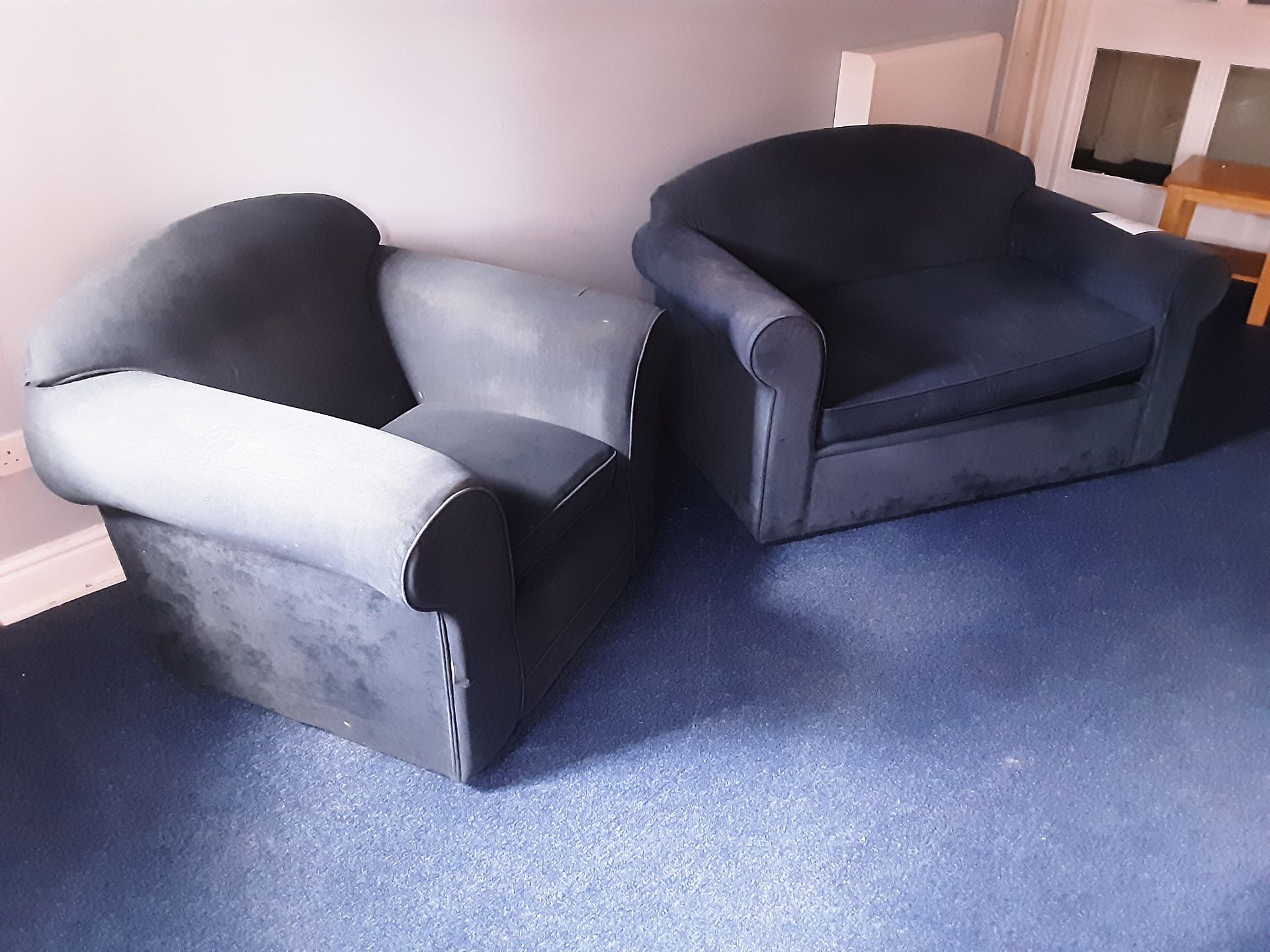 2: 2 Seater Sofa 1: Single Seater Sofa - Image 4 of 4