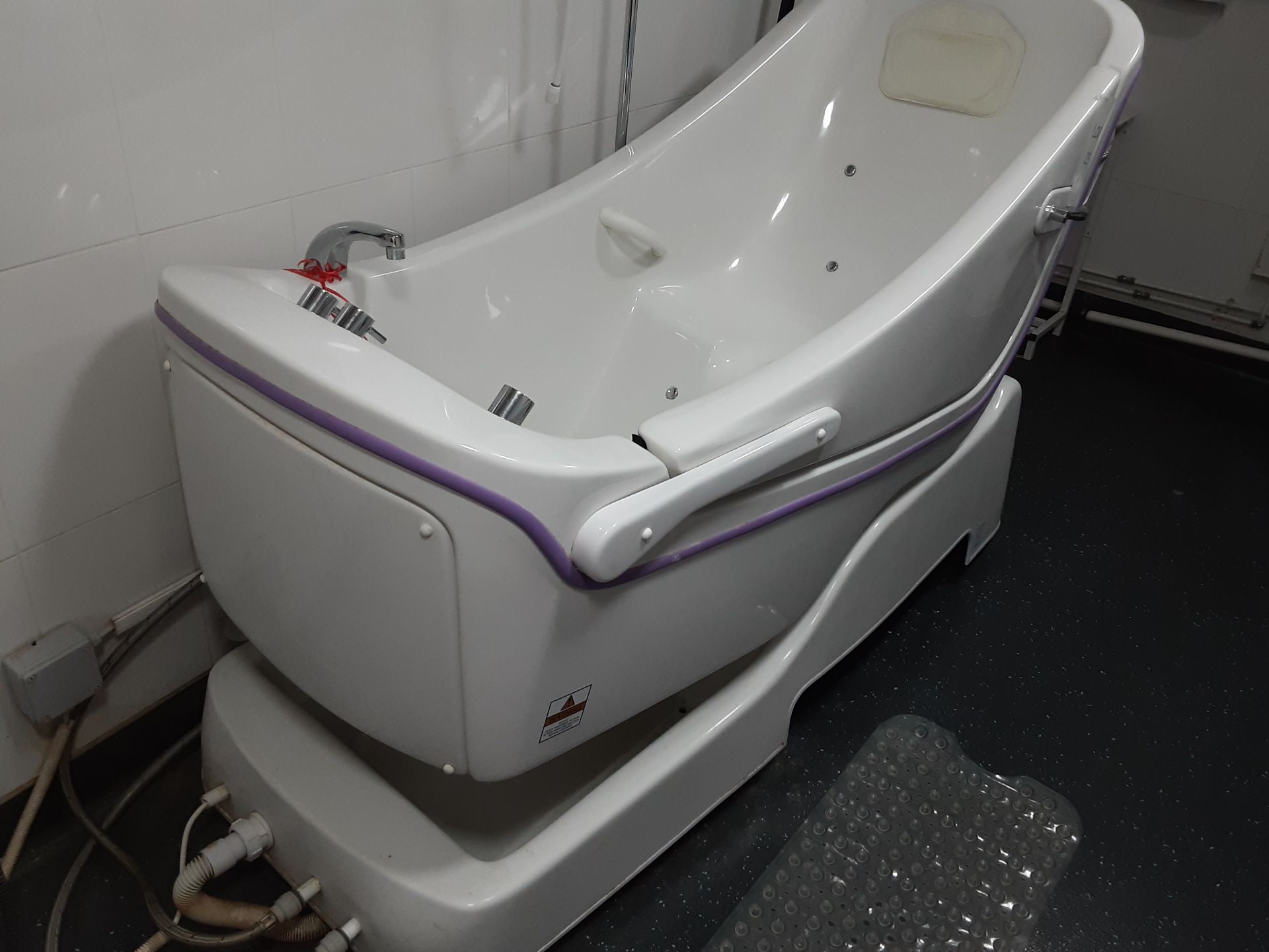 Gainsborough Model SEW Specialist Bathing System 200kg - Image 3 of 8