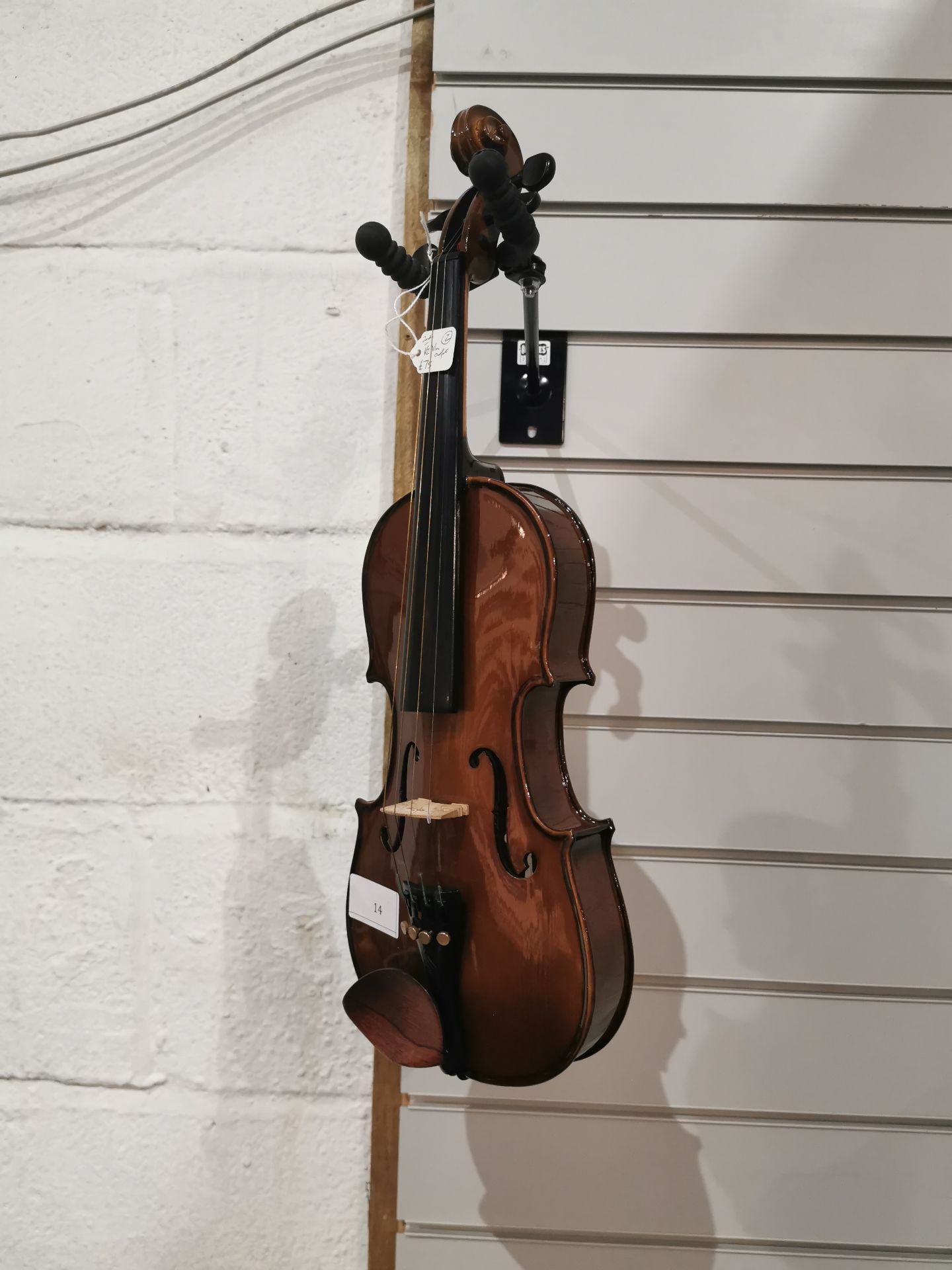 1/2 Violin Outfit with Hidersine Case & Bow - Image 5 of 12