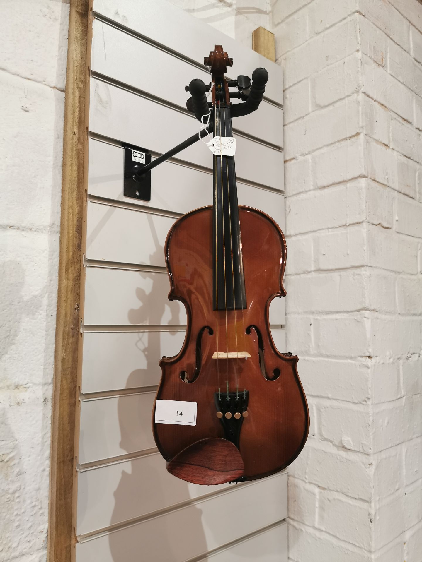1/2 Violin Outfit with Hidersine Case & Bow - Image 2 of 12