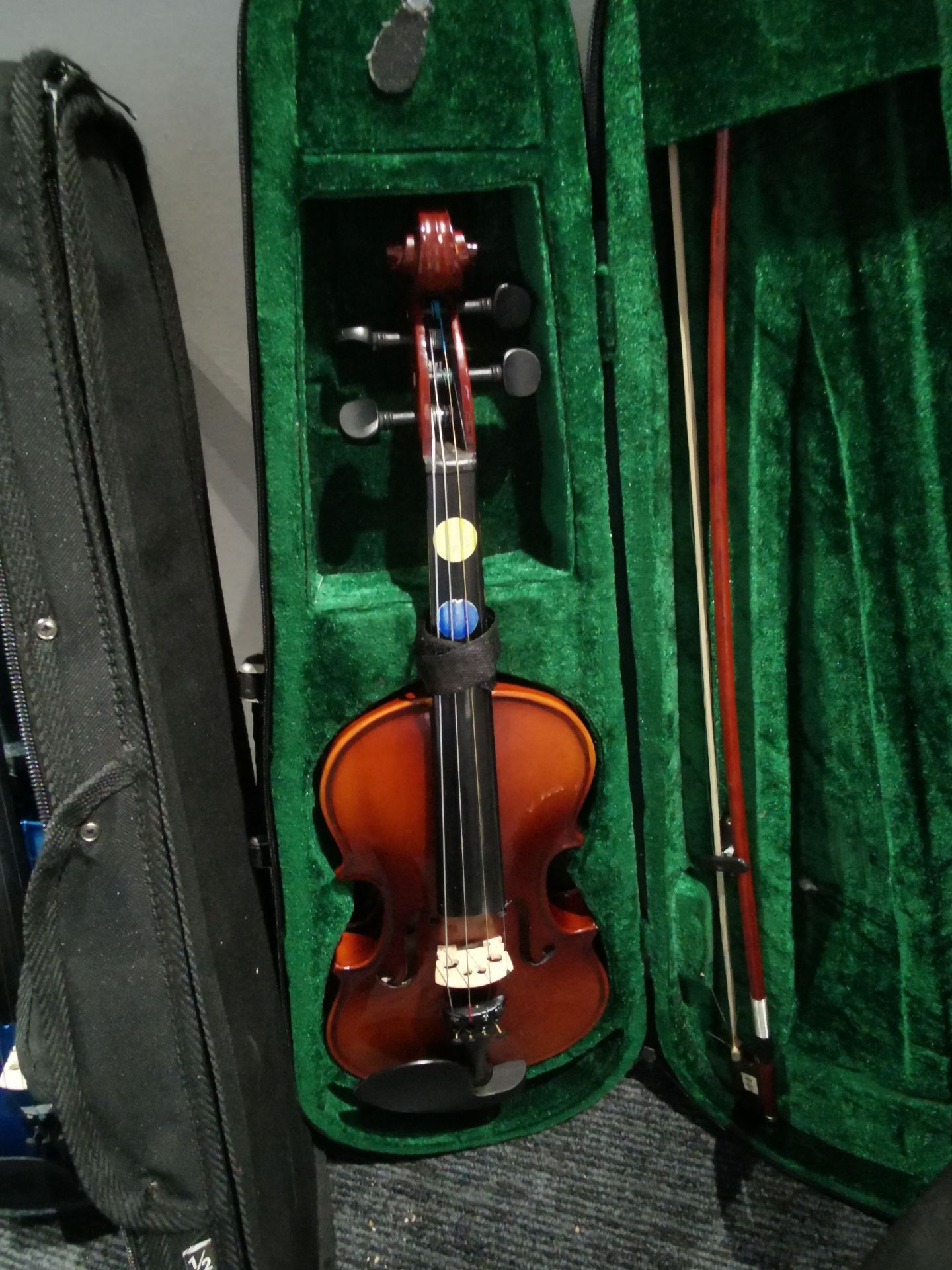 Various Used Violins With Cases (Approxmatley 10) - Image 14 of 16