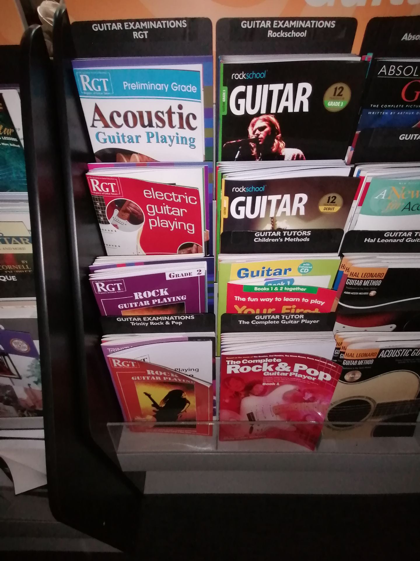 3: Guitar Books & Browser - Image 7 of 10