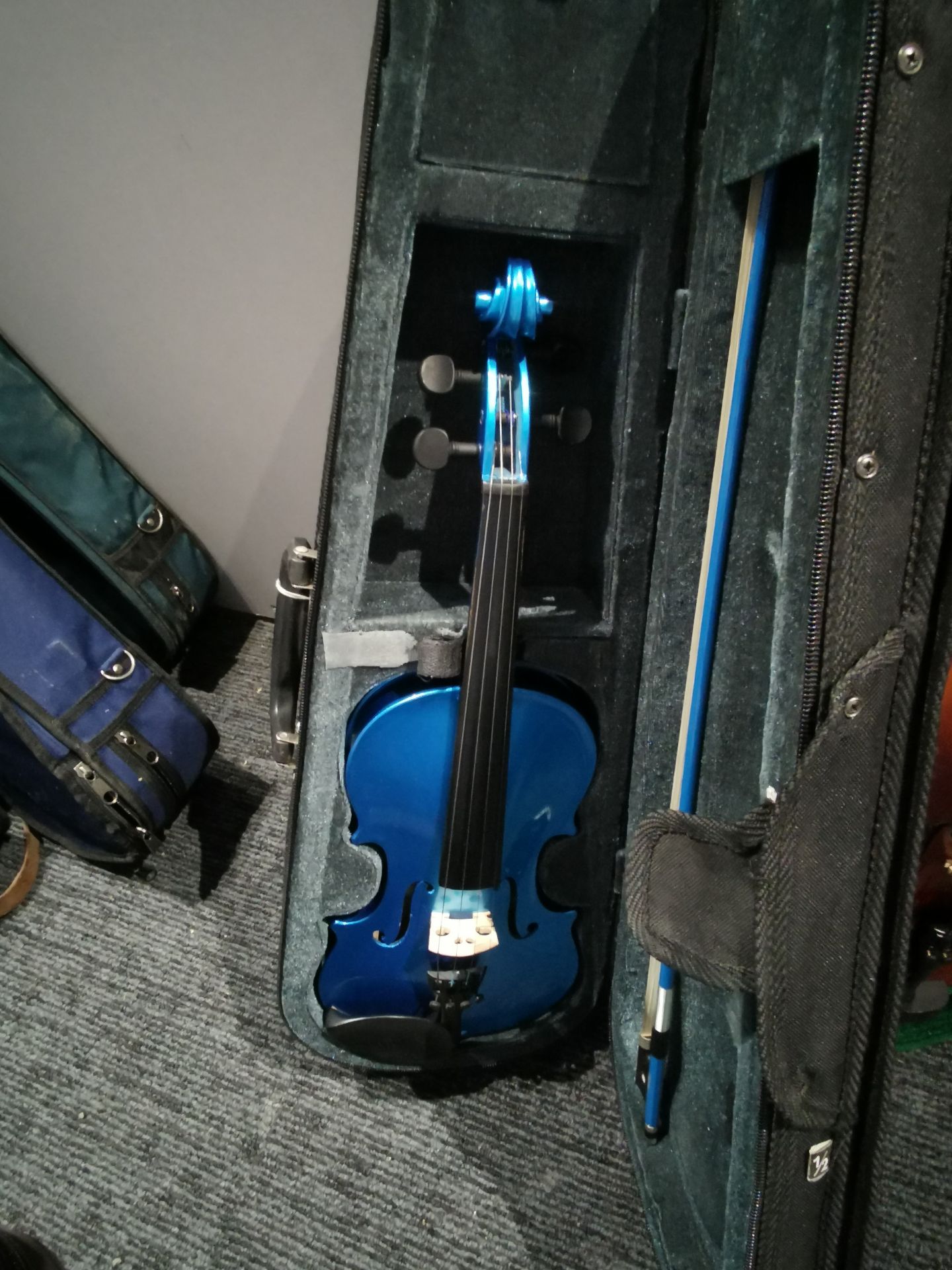 Various Used Violins With Cases (Approxmatley 10) - Image 13 of 16