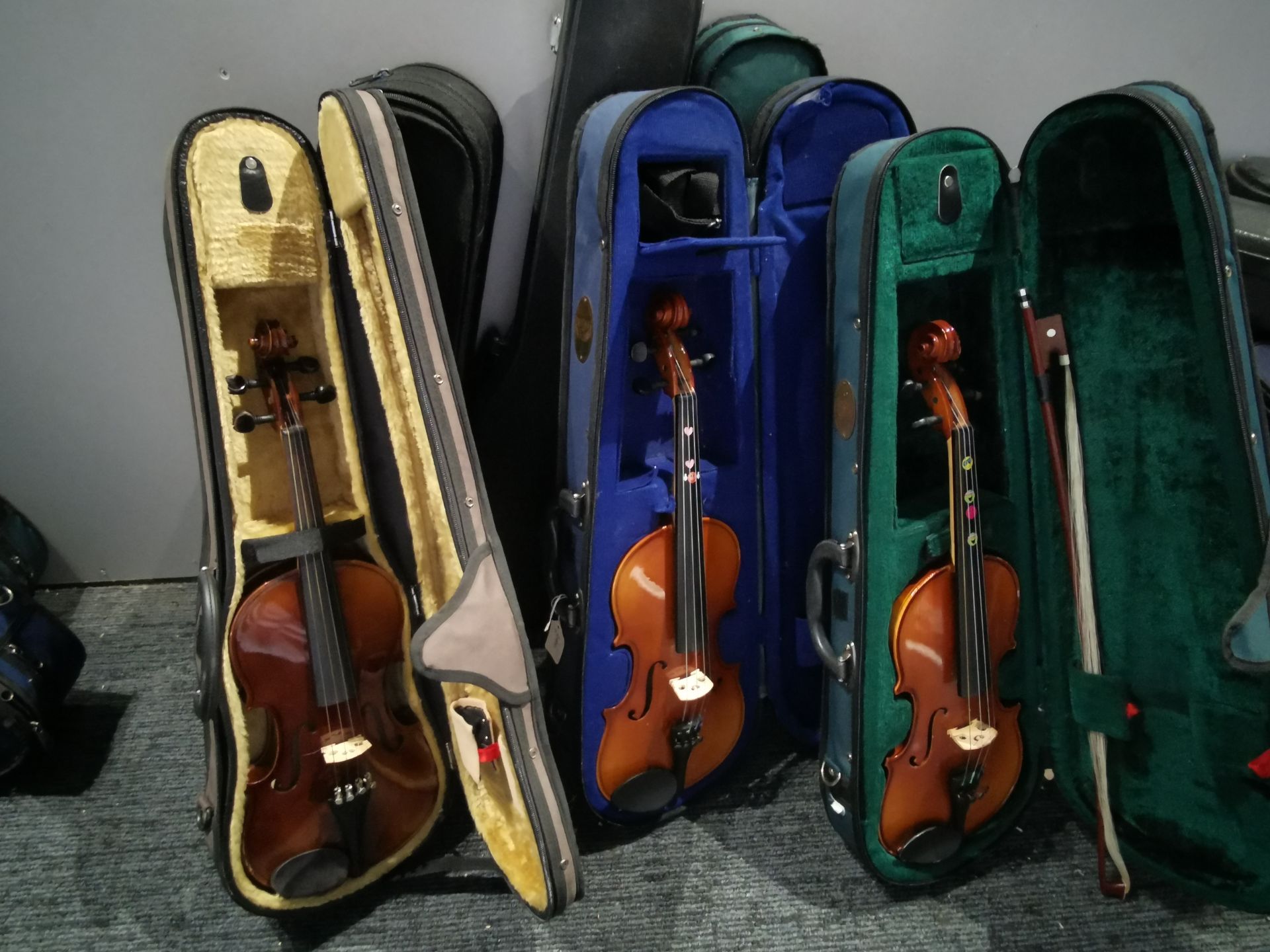 Various Used Violins With Cases (Approxmatley 10) - Image 8 of 16