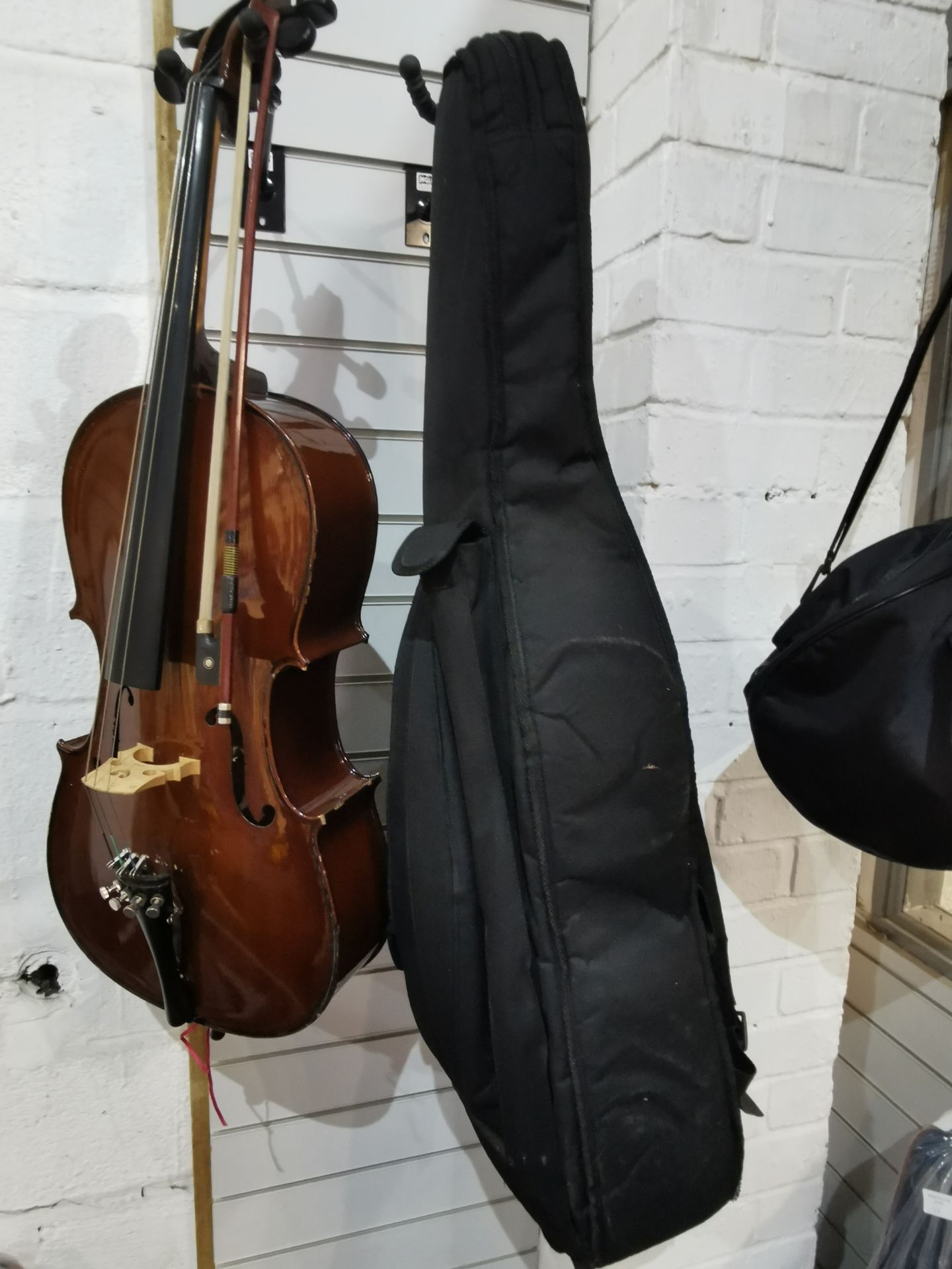 1/4 Cello With Case - Image 5 of 6