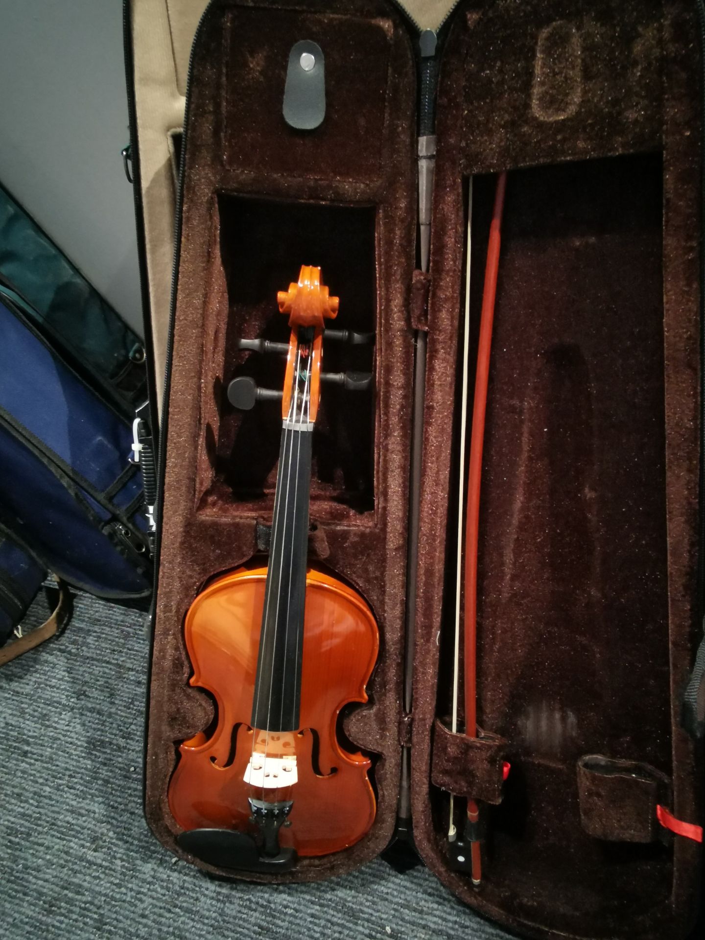 Various Used Violins With Cases (Approxmatley 10) - Image 5 of 16