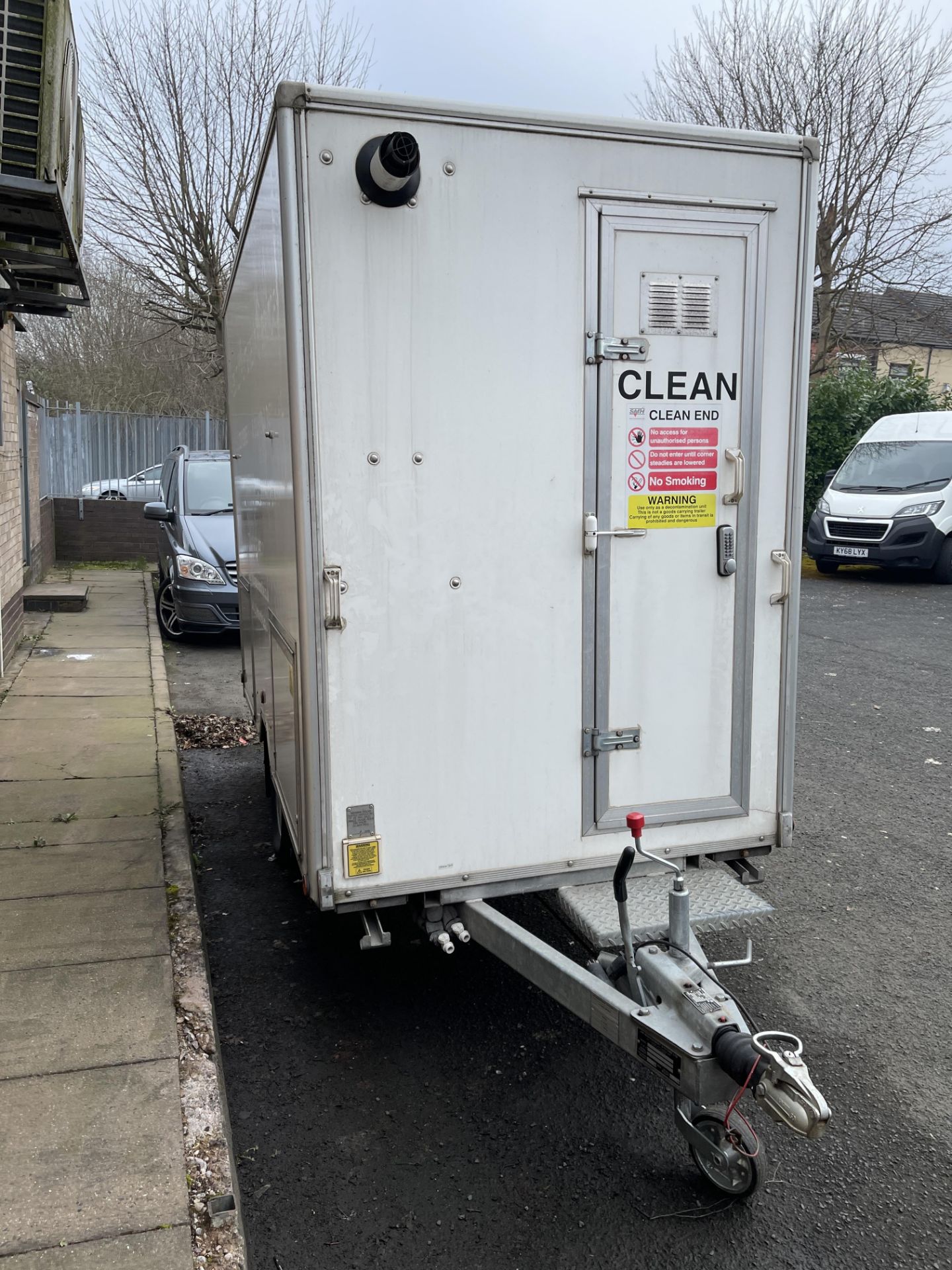 Mobile De-Contamination Unit Comprising Dirty End, Shower Enclosure, Clean End, Fitted with Knott - Image 6 of 48