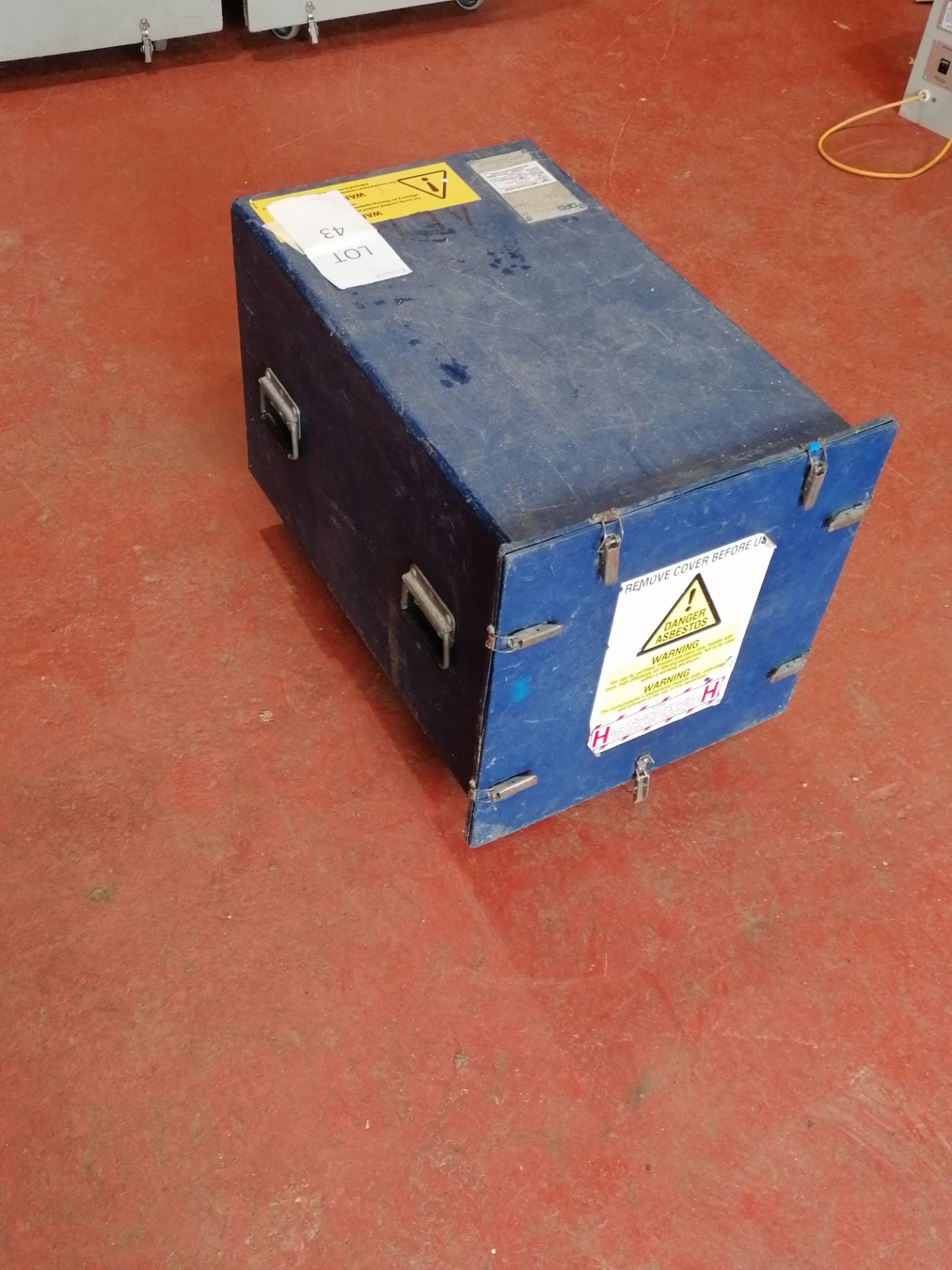 DR5 PNU 2300 Extractor/Filter Unit 110V, Serial No. 1693, (2006) - Image 4 of 6