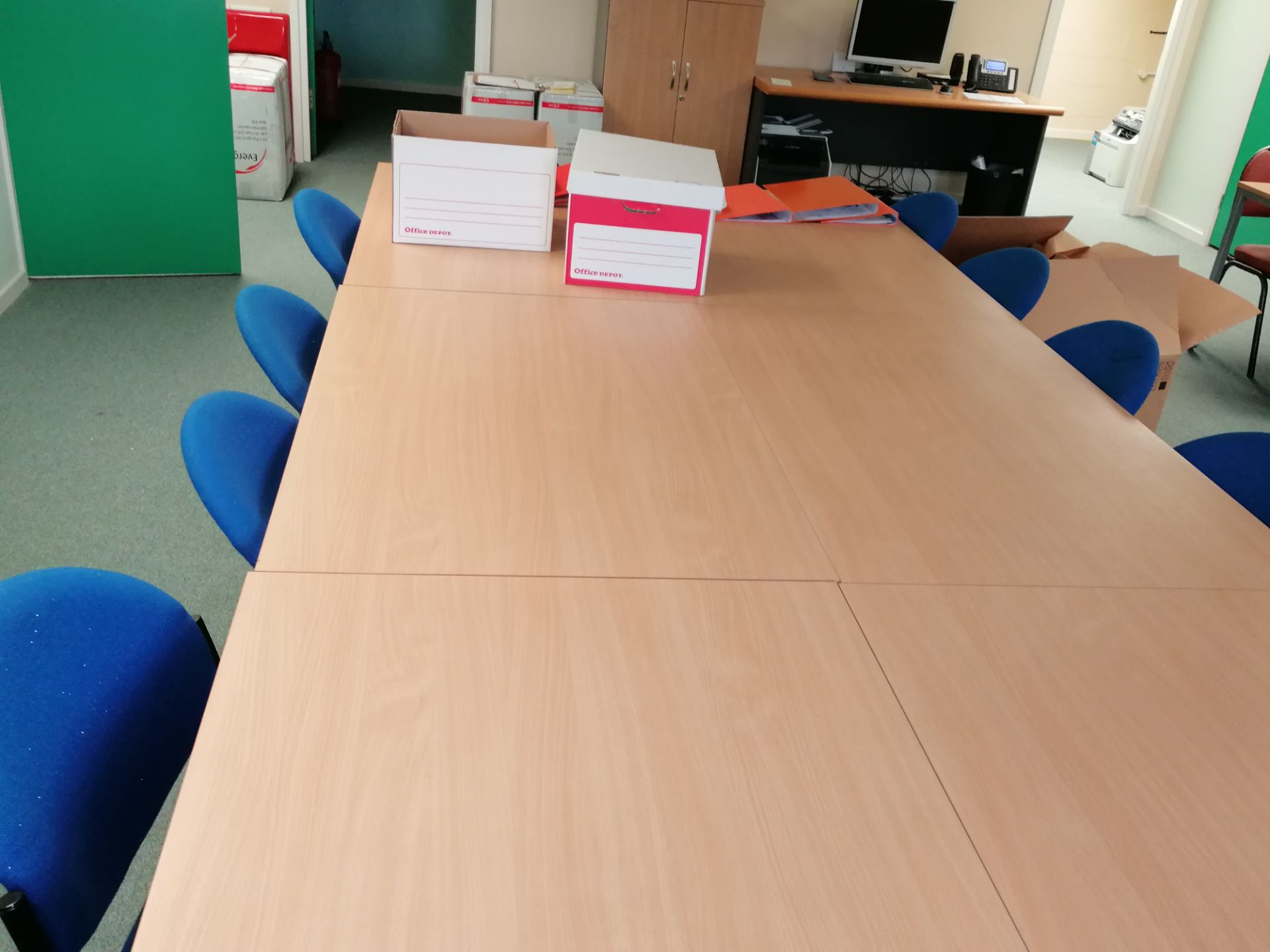 6: Office Tables & 12 Chairs (Does Not Include Contents) - Image 4 of 7