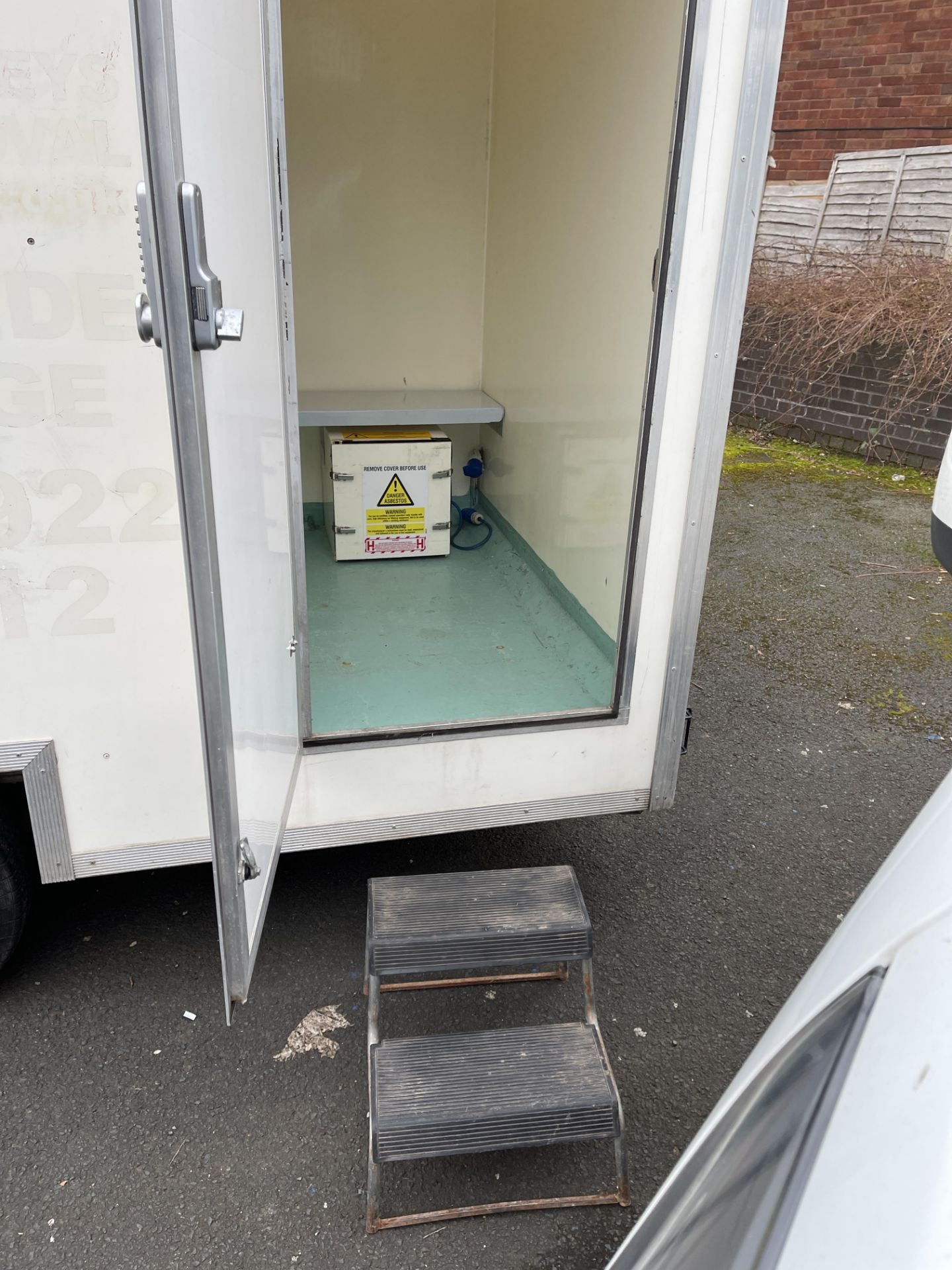 SMH Mobile De-Contamination Unit Comprising Dirty End, Twin Shower Enclosure, Clean End, Fitted with - Image 32 of 81