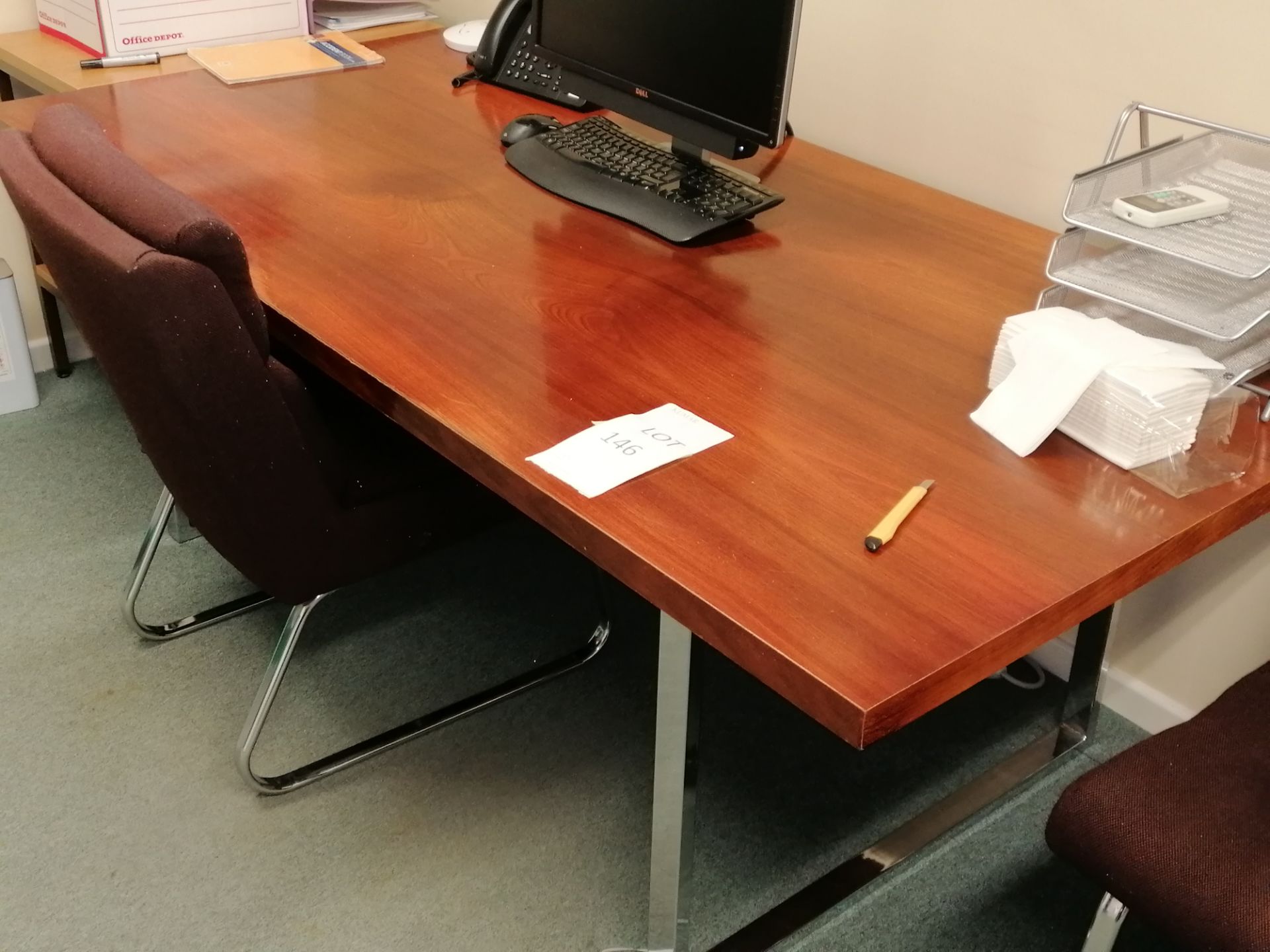 Office Desk Approx 8ft x 3ft (Does Not Include Contents) - Image 2 of 4