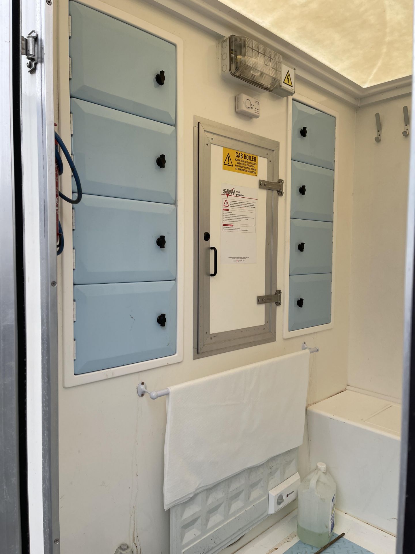 SMH Mobile De-Contamination Unit Comprising Dirty End, Twin Shower Enclosure, Clean End, Fitted with - Image 65 of 74