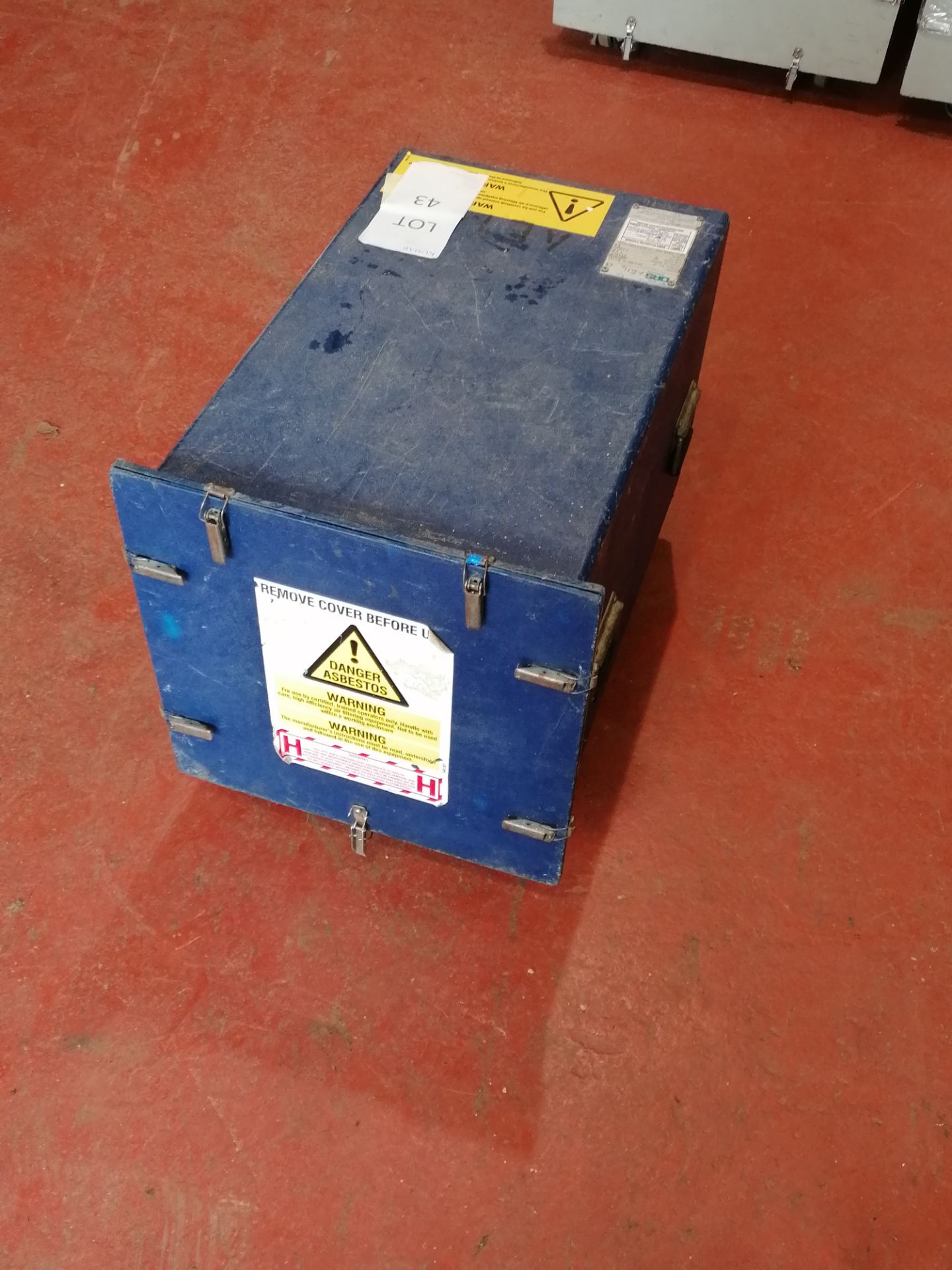 DR5 PNU 2300 Extractor/Filter Unit 110V, Serial No. 1693, (2006) - Image 3 of 6