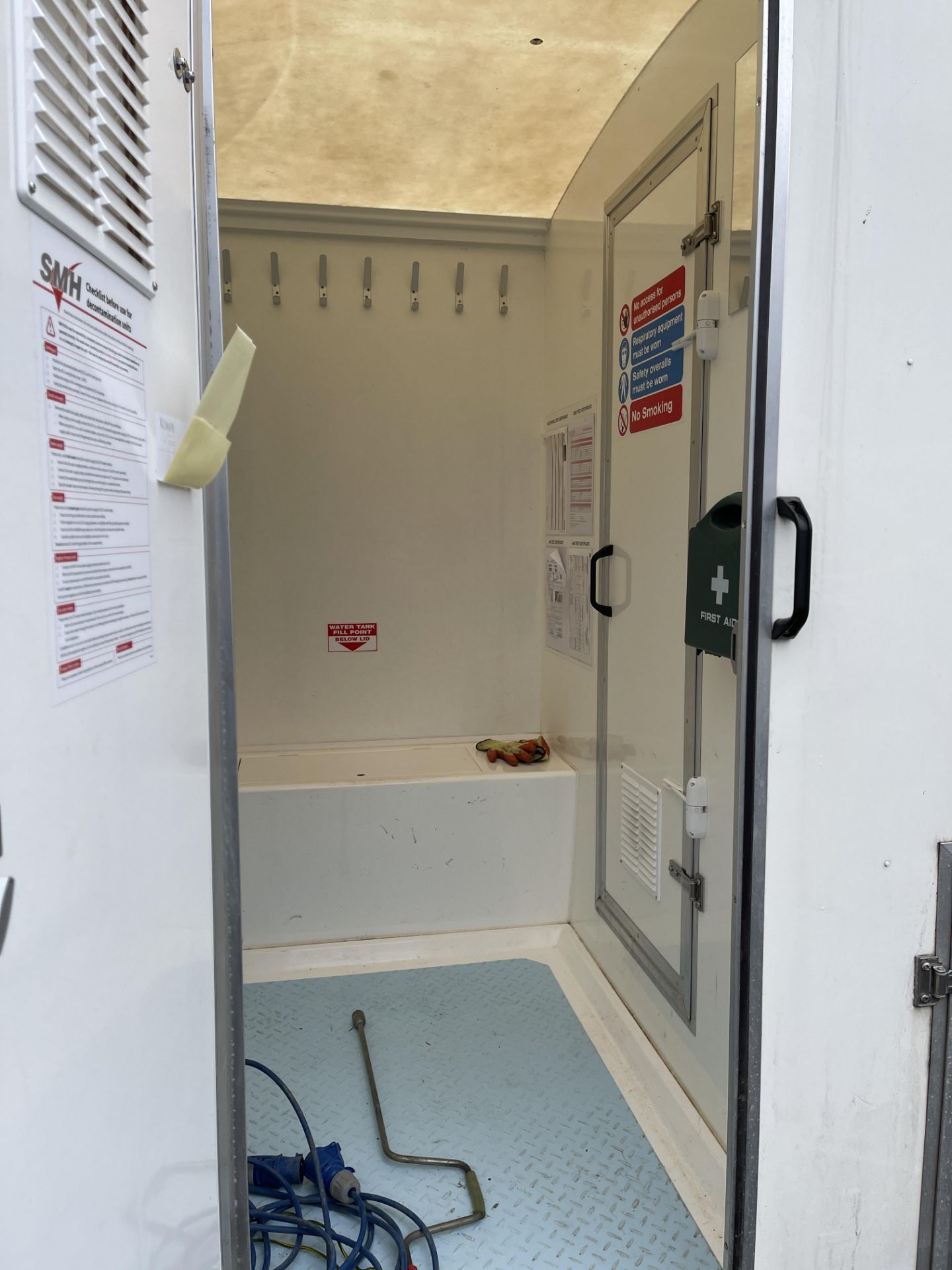 SMH Mobile De-Contamination Unit Comprising Dirty End, Twin Shower Enclosure, Clean End, Fitted with - Image 67 of 74